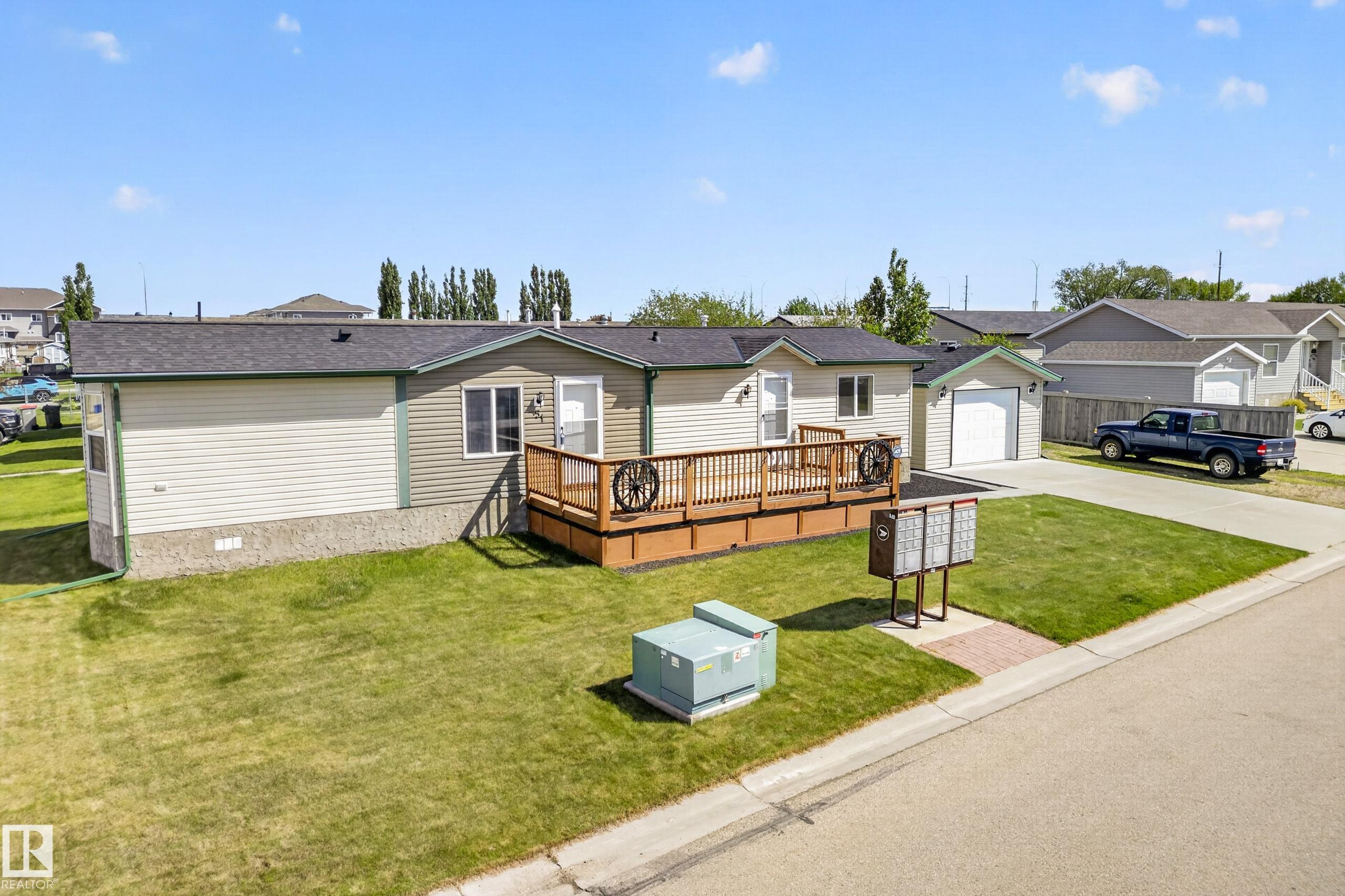 Listing photo thumbnail