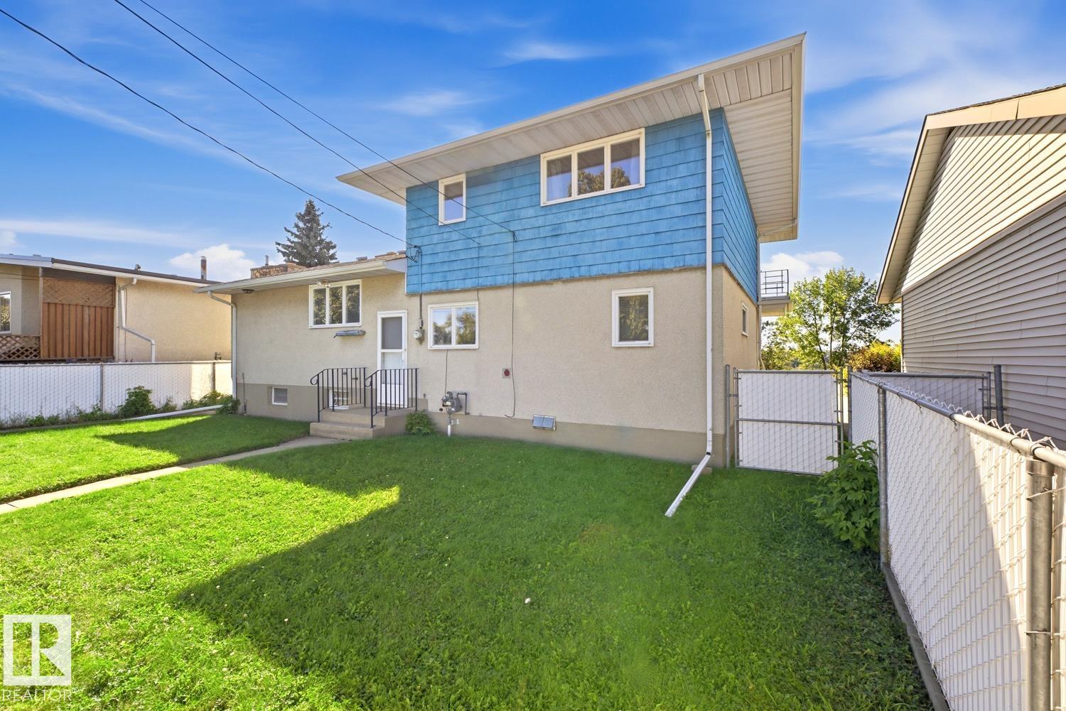 Listing photo thumbnail