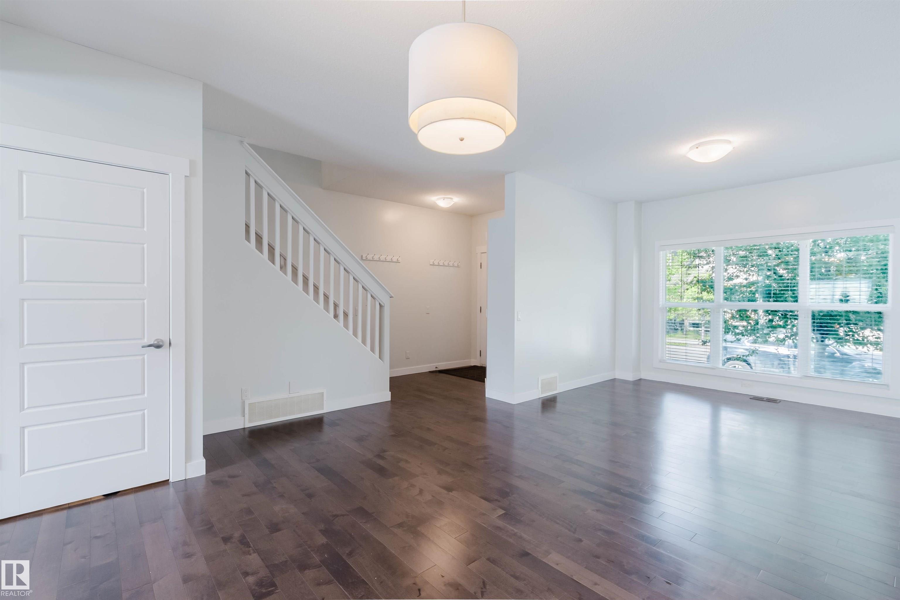 Photo 4 at 4315 Prowse Link SW, Paisley, Edmonton