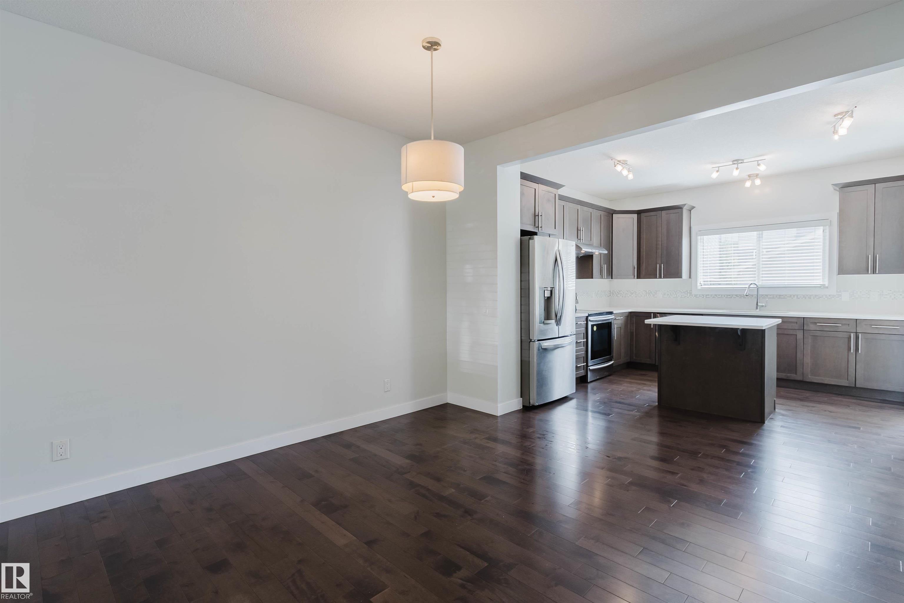Photo 10 at 4315 Prowse Link SW, Paisley, Edmonton