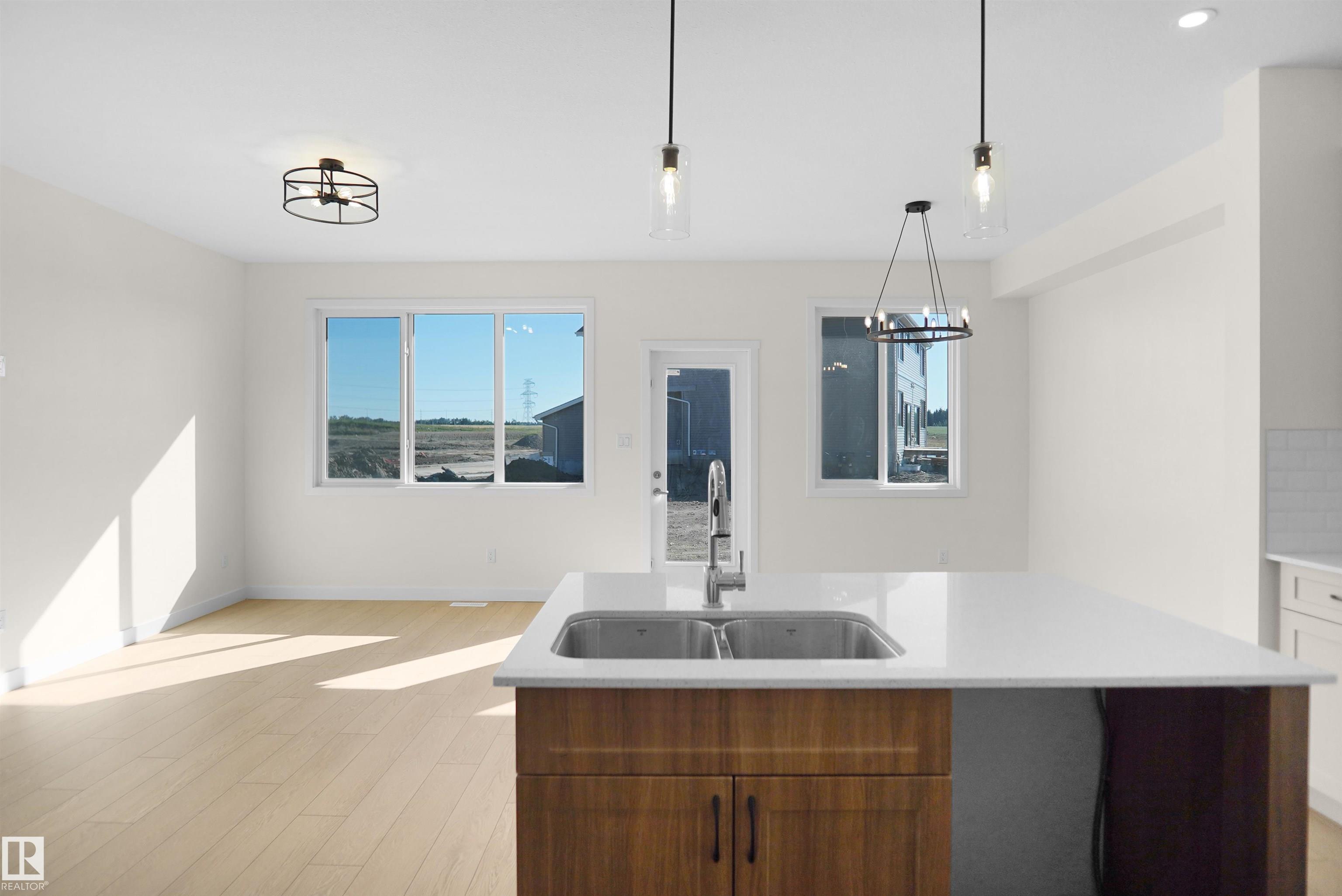 Photo 12 at 1011 14 Avenue NW, Aster, Edmonton