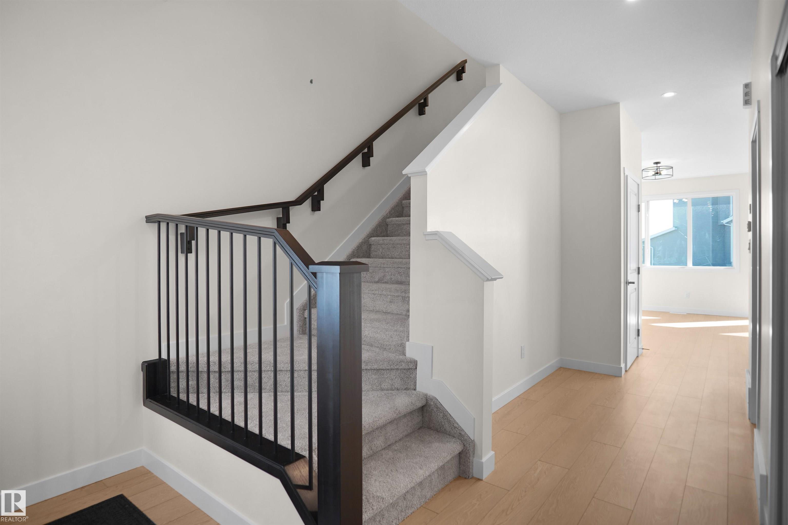 Photo 3 at 1011 14 Avenue NW, Aster, Edmonton