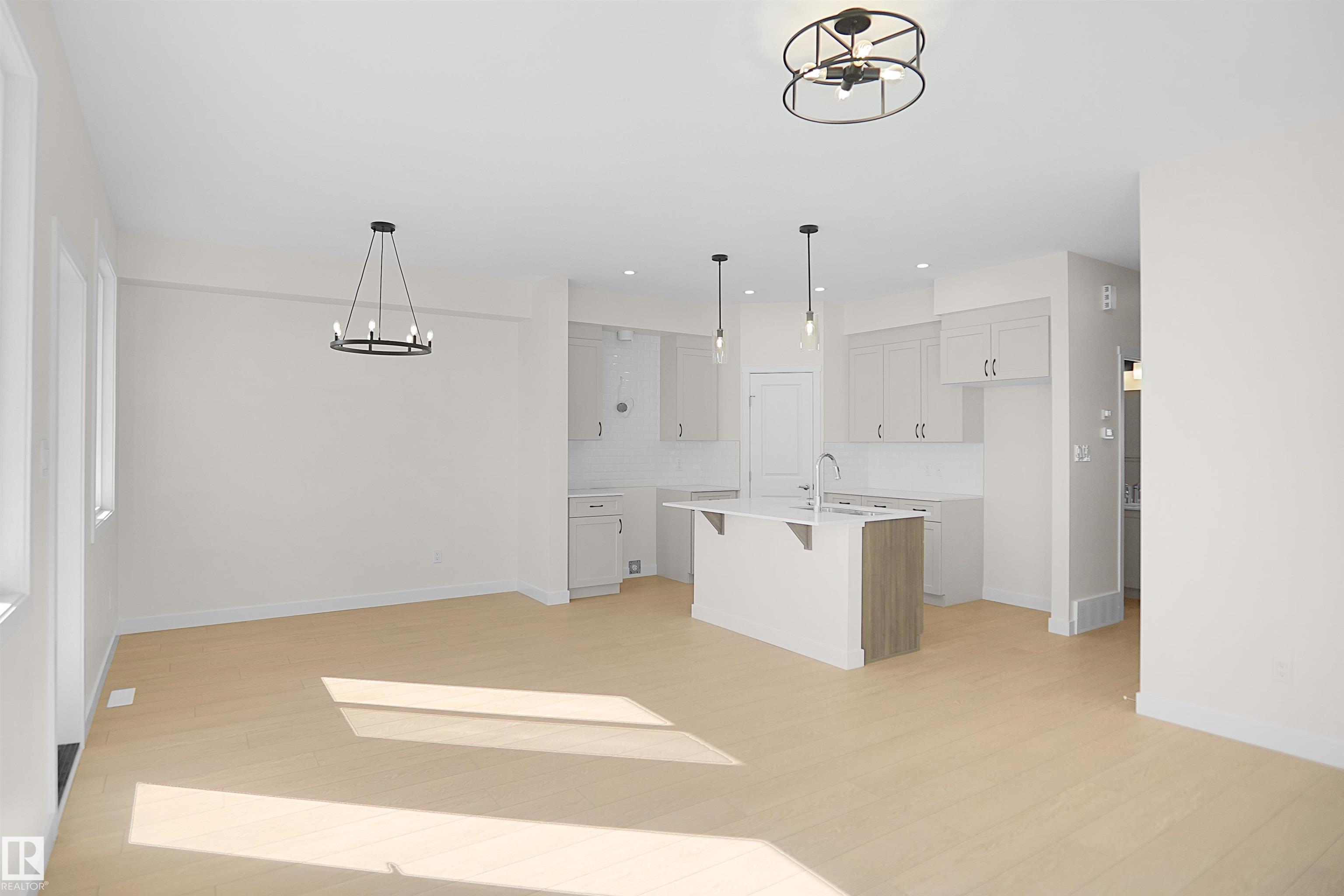 Photo 5 at 1011 14 Avenue NW, Aster, Edmonton