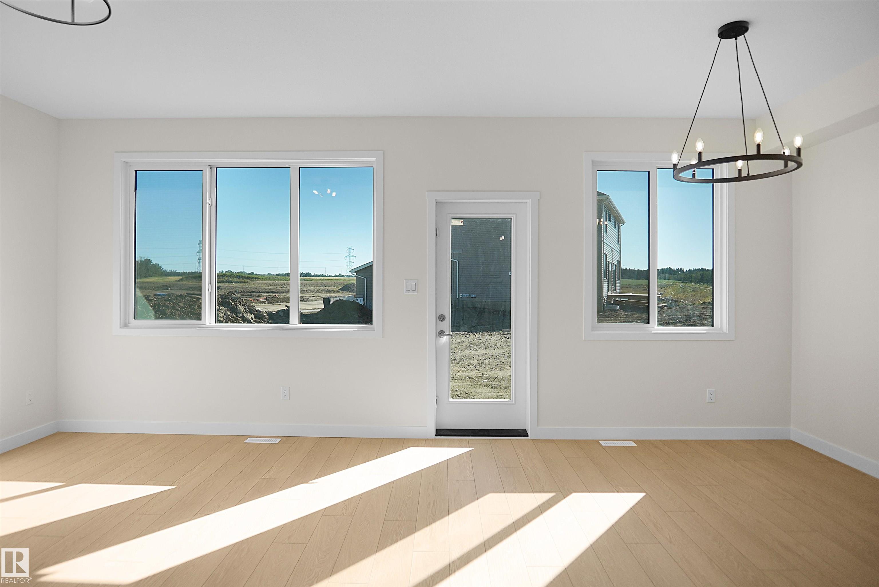 Photo 7 at 1011 14 Avenue NW, Aster, Edmonton