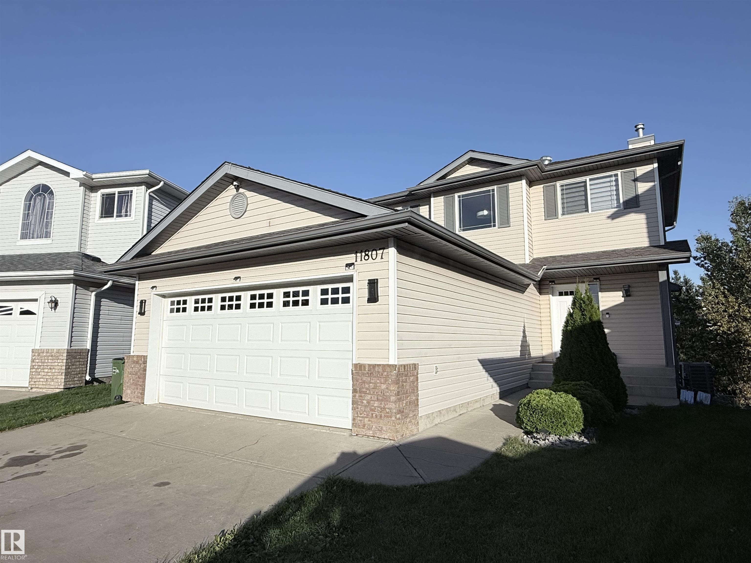 Photo 2 at 11807 171 Avenue NW, Canossa, Edmonton