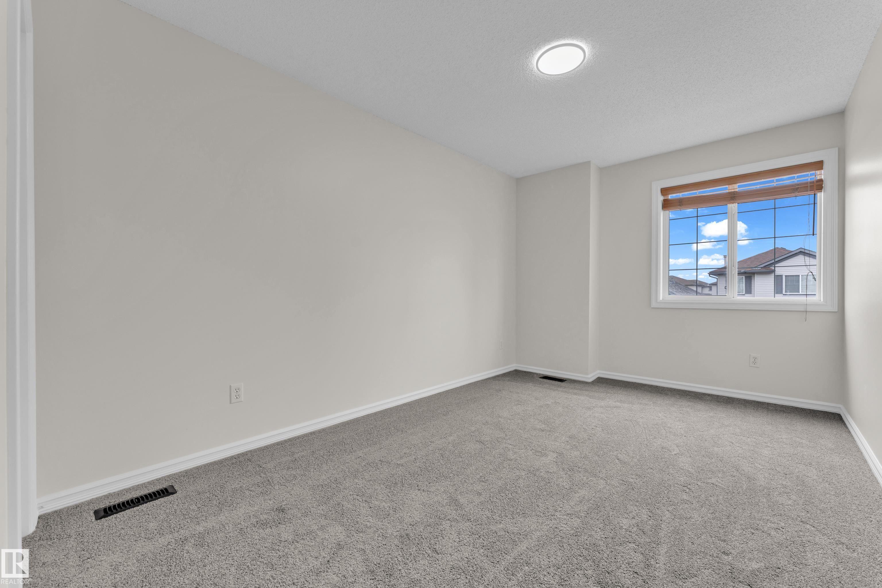 Photo 22 at 2912 31 Street NW, Silver Berry, Edmonton