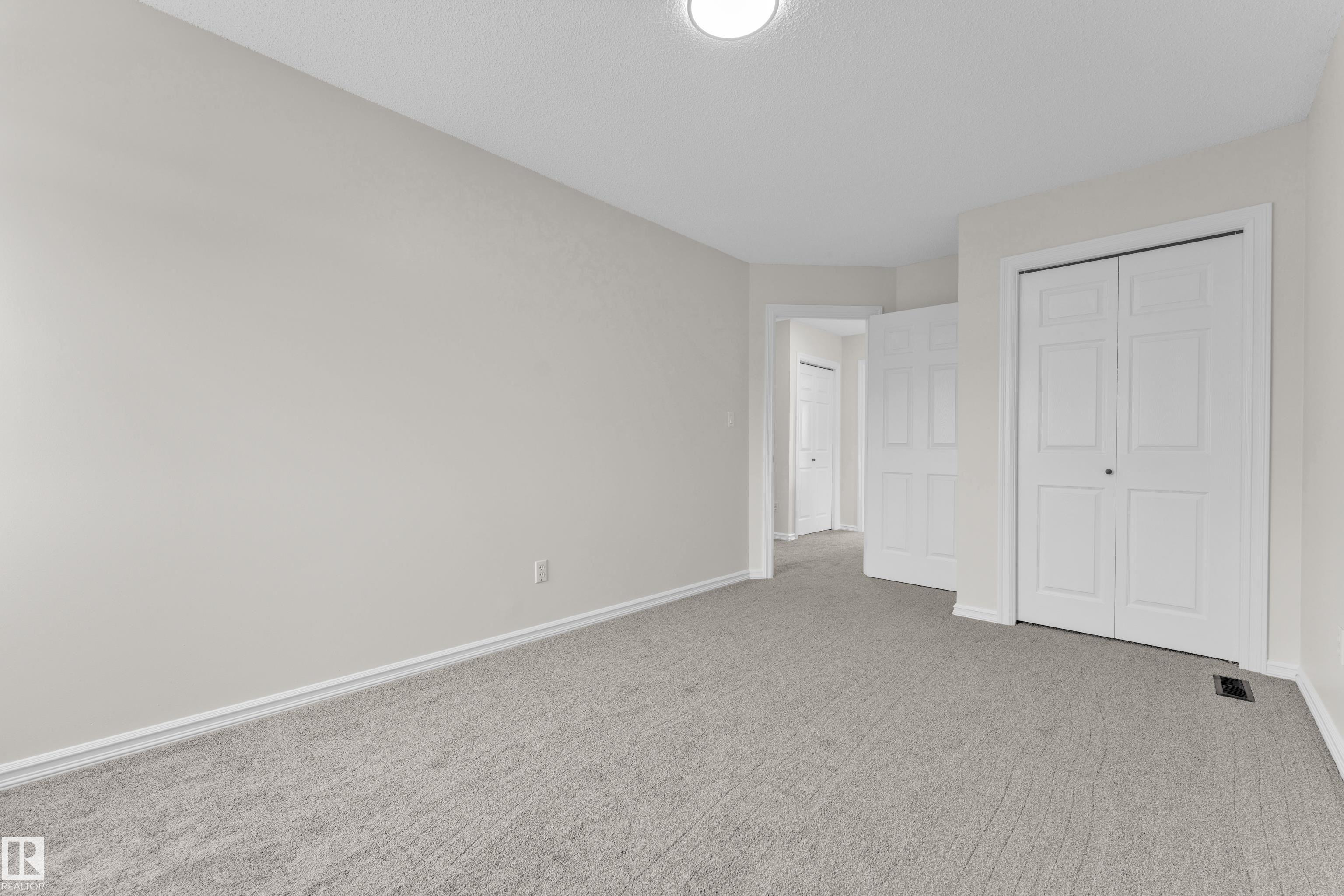 Photo 23 at 2912 31 Street NW, Silver Berry, Edmonton