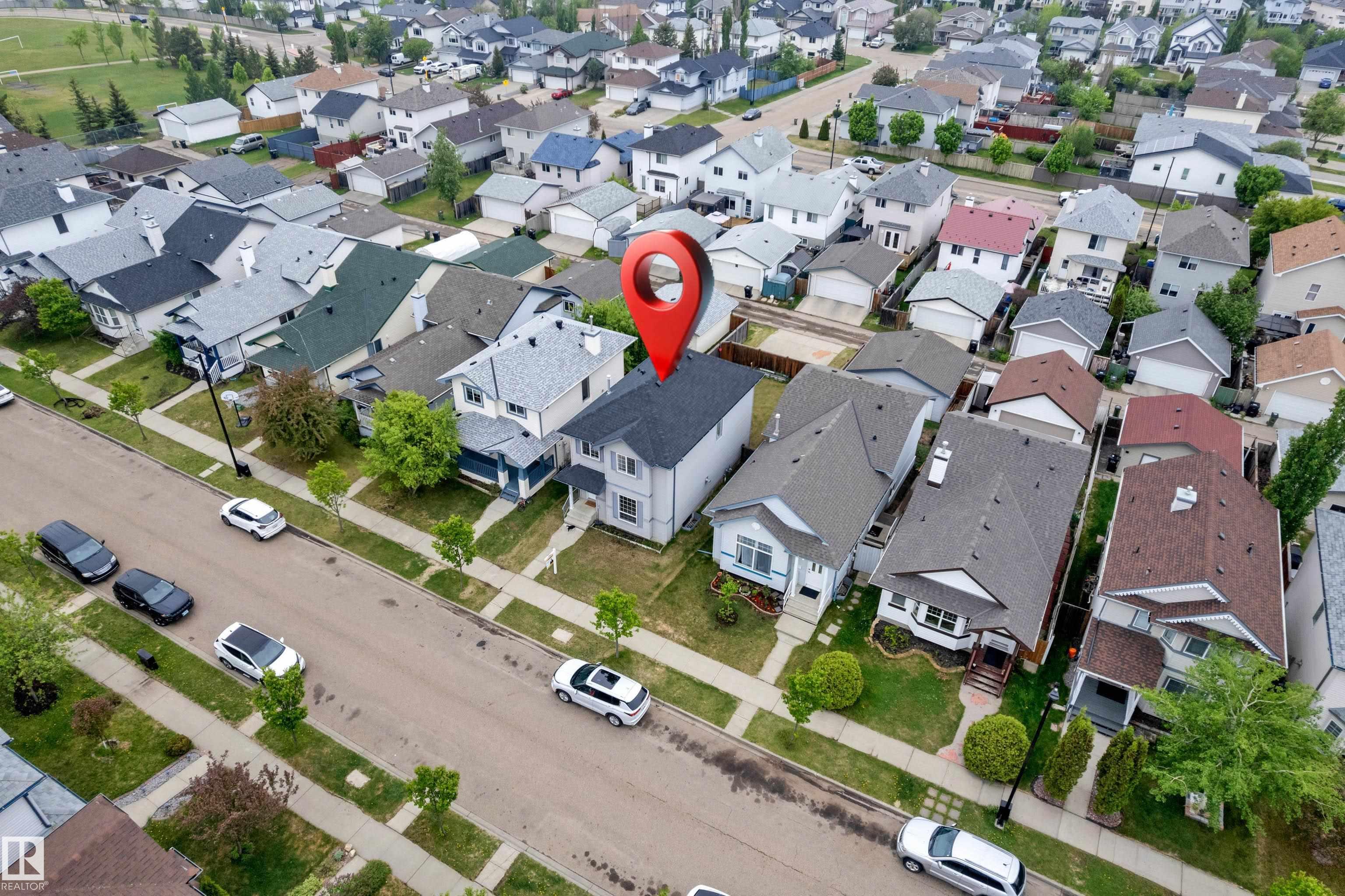 Photo 5 at 2912 31 Street NW, Silver Berry, Edmonton