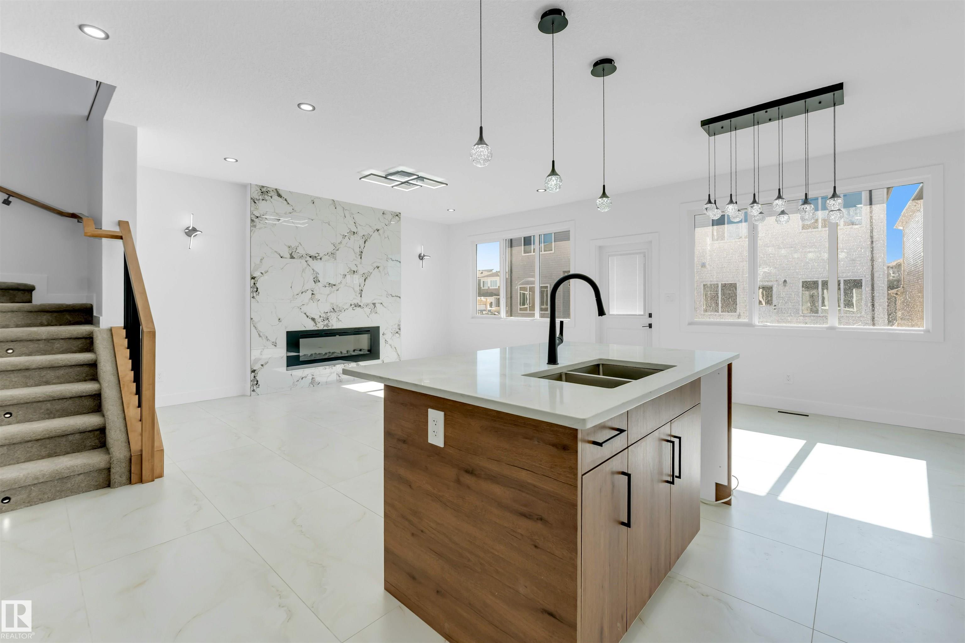 Photo 11 at 4651 17 Avenue SW, Meltwater, Edmonton