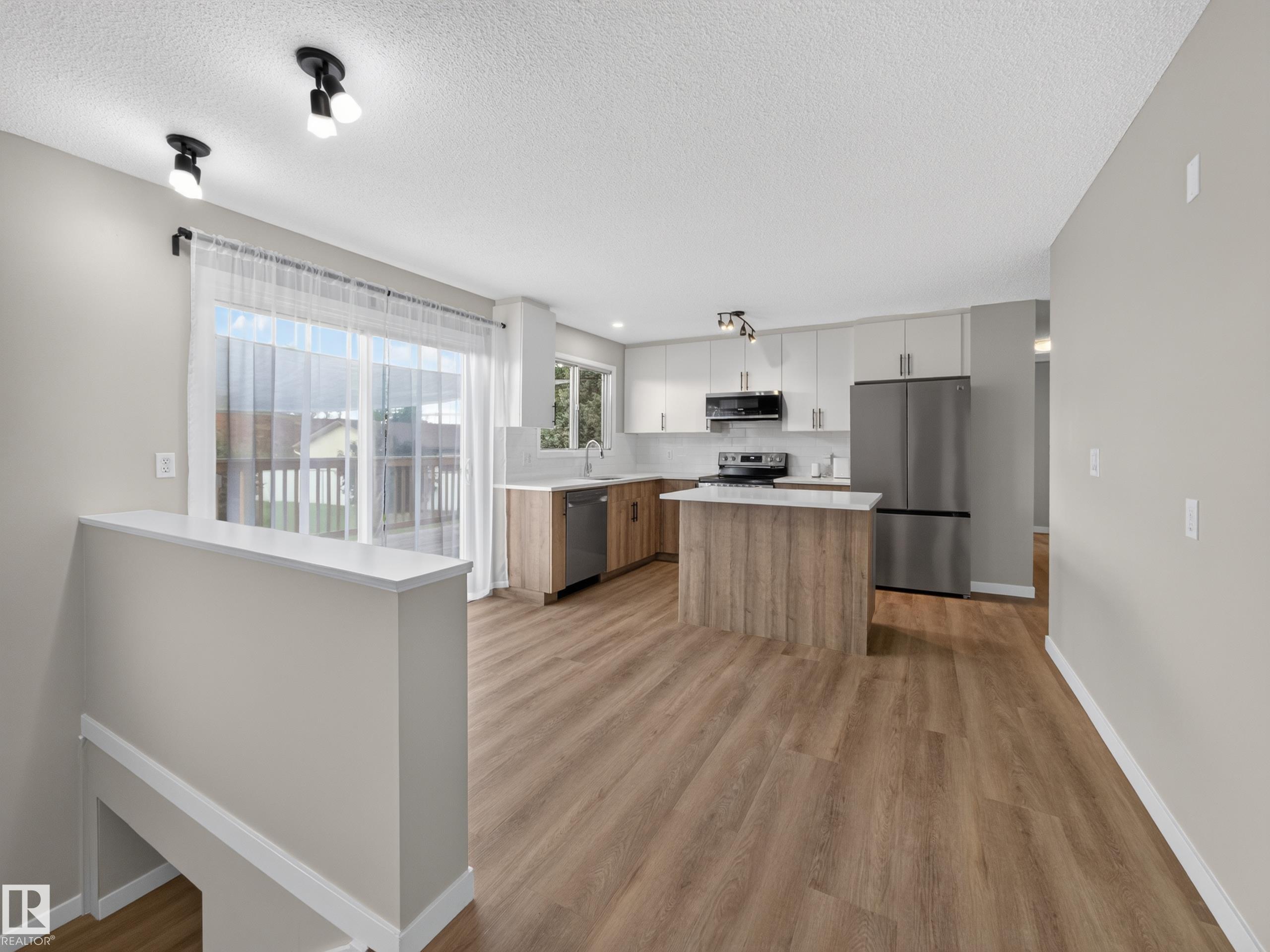 Photo 15 at 9836 169 Street NW, Glenwood, Edmonton