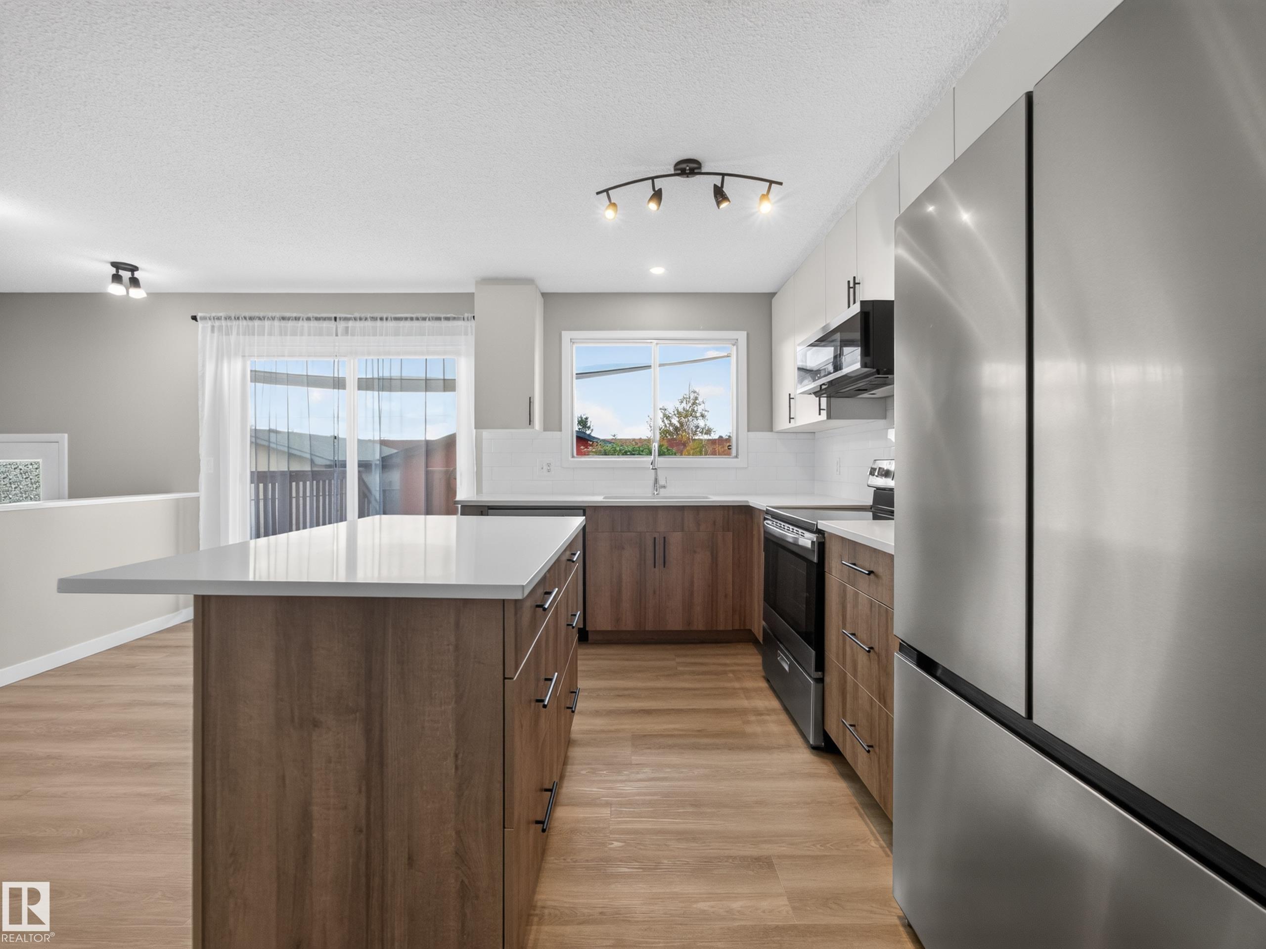 Photo 6 at 9836 169 Street NW, Glenwood, Edmonton