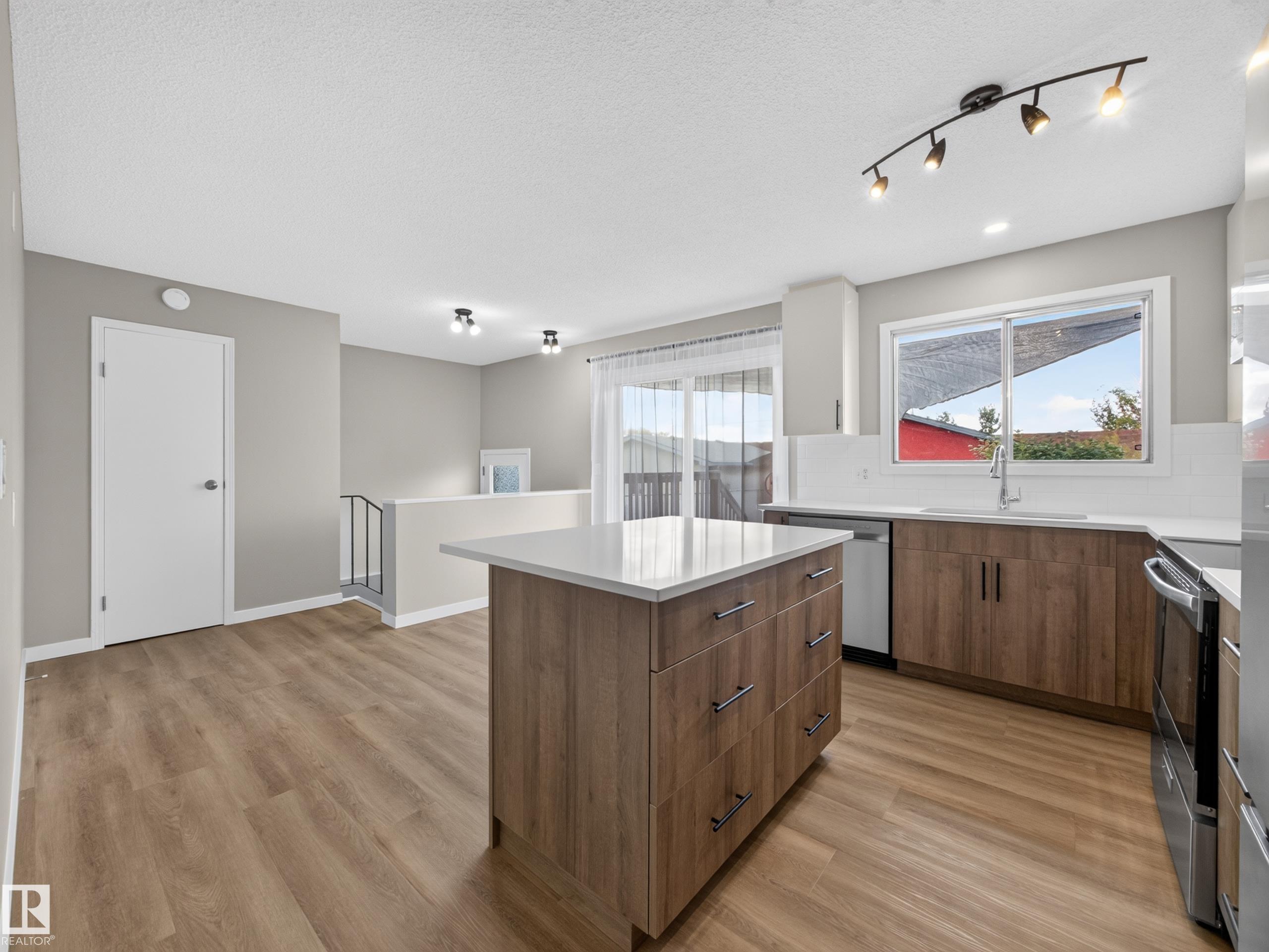 Photo 9 at 9836 169 Street NW, Glenwood, Edmonton