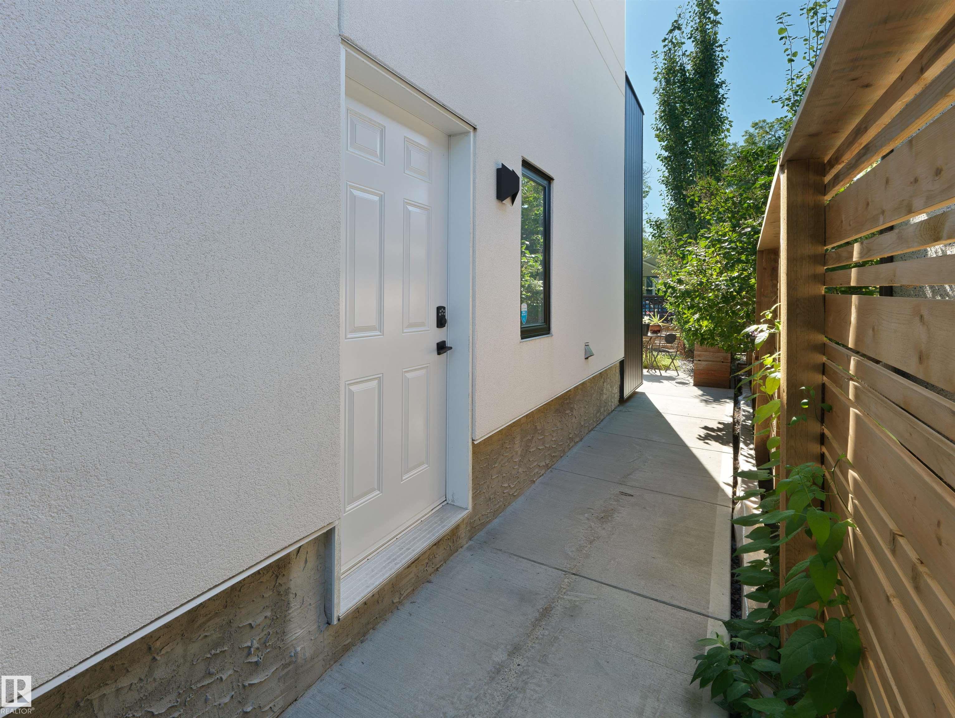 Photo 40 at 10926 72 Avenue NW, McKernan, Edmonton