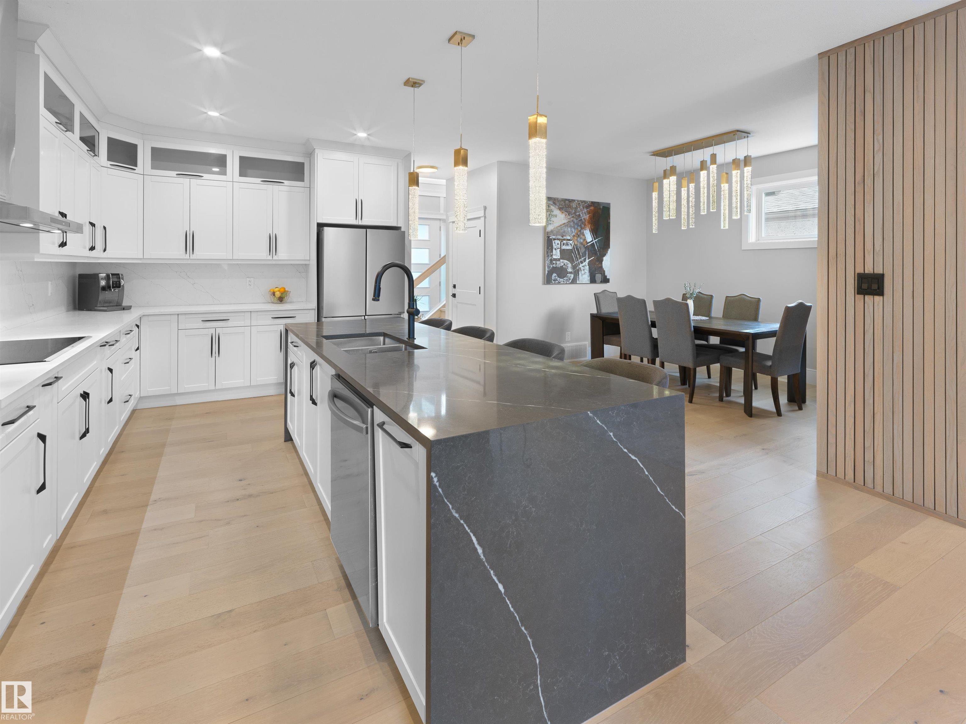 Photo 6 at 10926 72 Avenue NW, McKernan, Edmonton