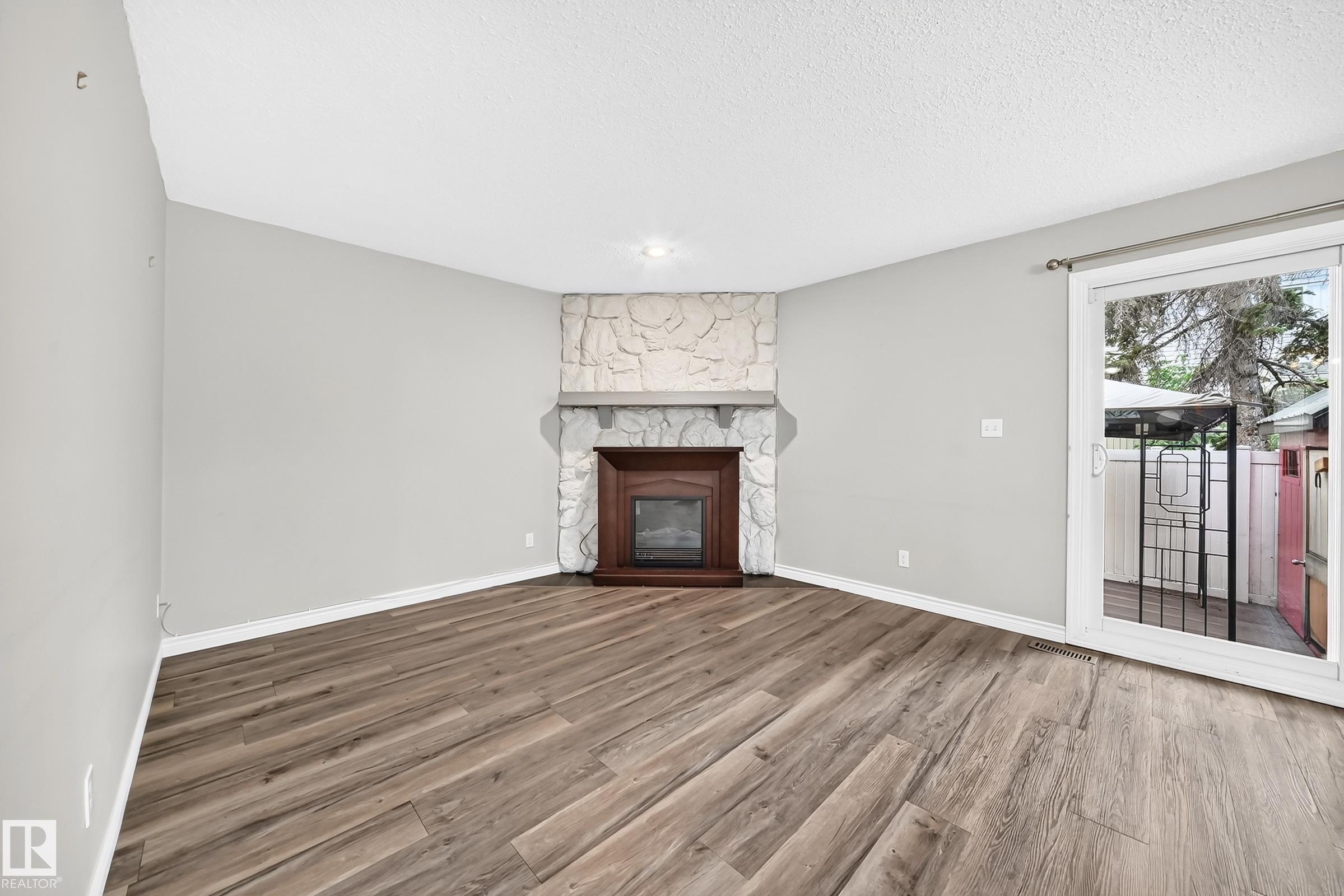 Photo 15 at 18146 81 Avenue NW, Aldergrove, Edmonton