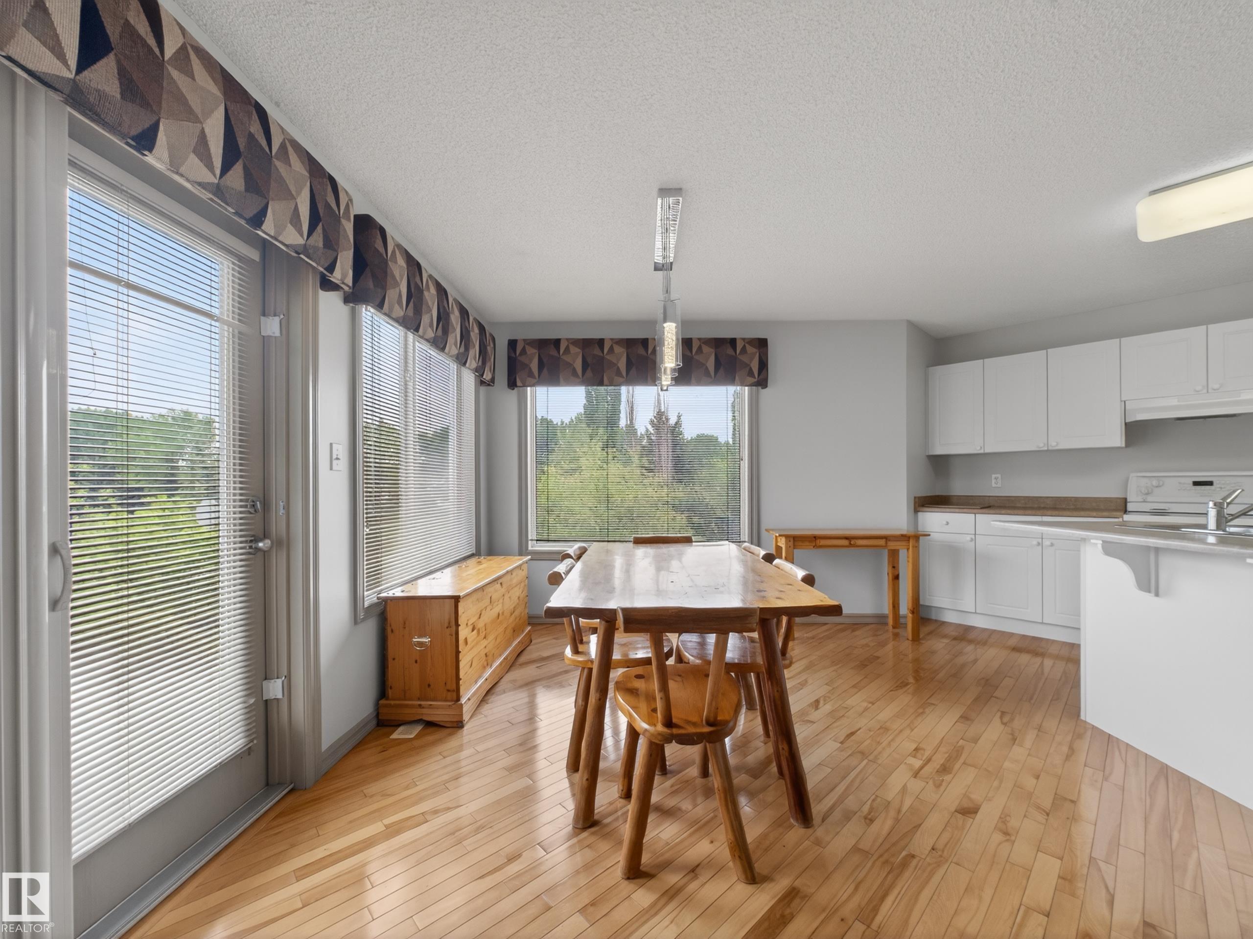 Photo 15 at 1381 Breckenridge Drive NW, Breckenridge Greens, Edmonton