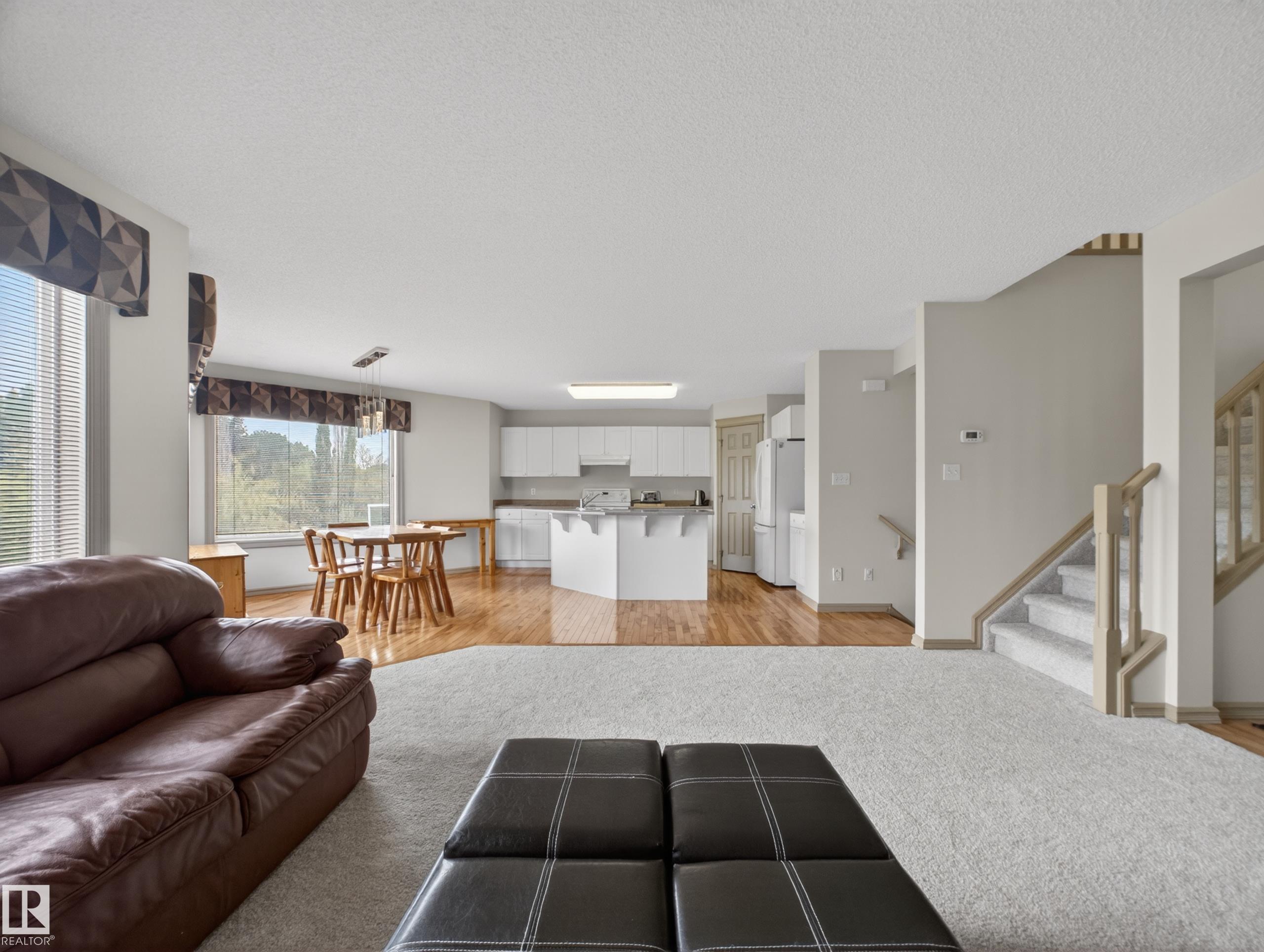 Photo 6 at 1381 Breckenridge Drive NW, Breckenridge Greens, Edmonton