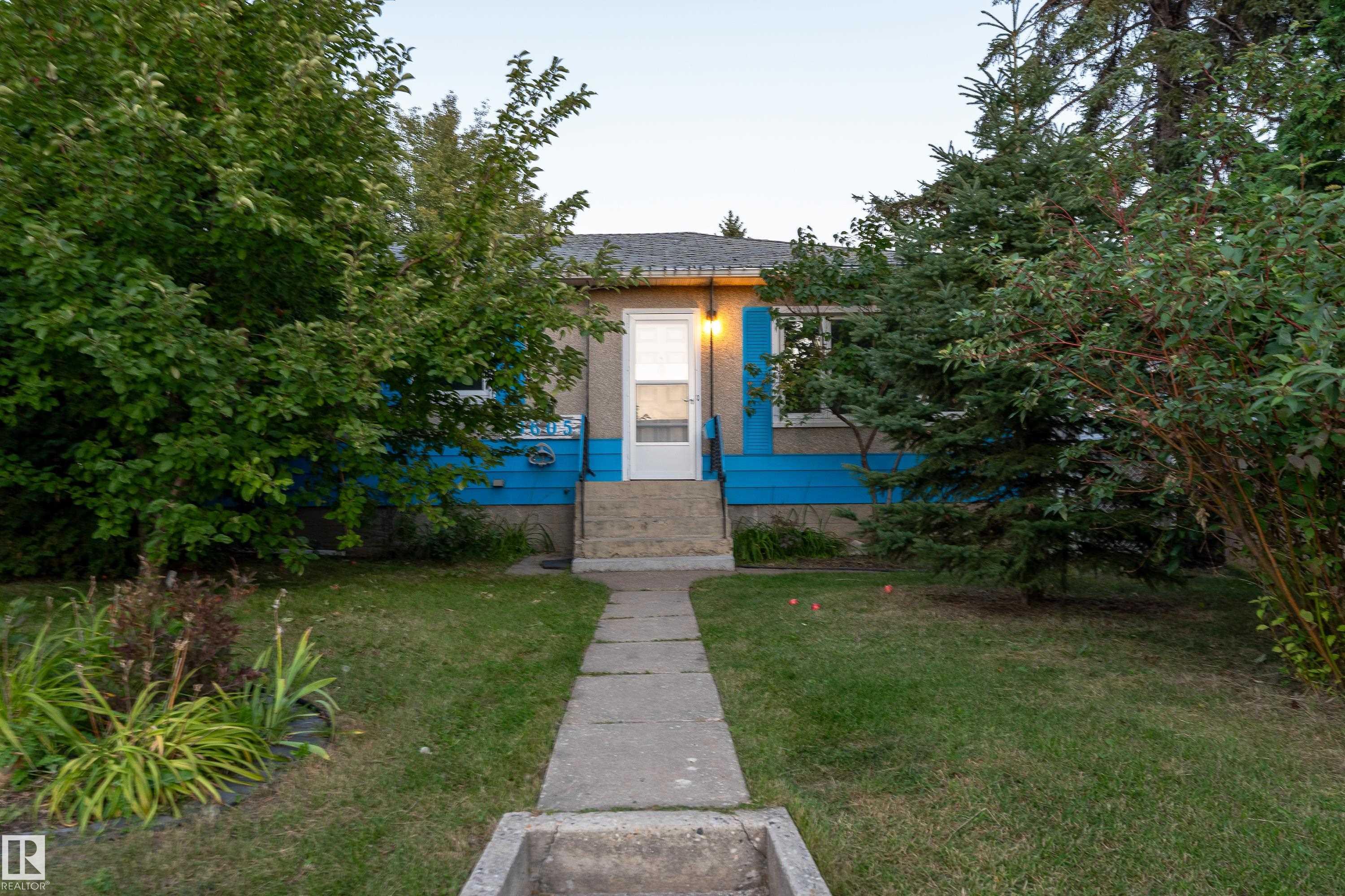 Photo 2 at 9605 158 Street NW, Glenwood, Edmonton