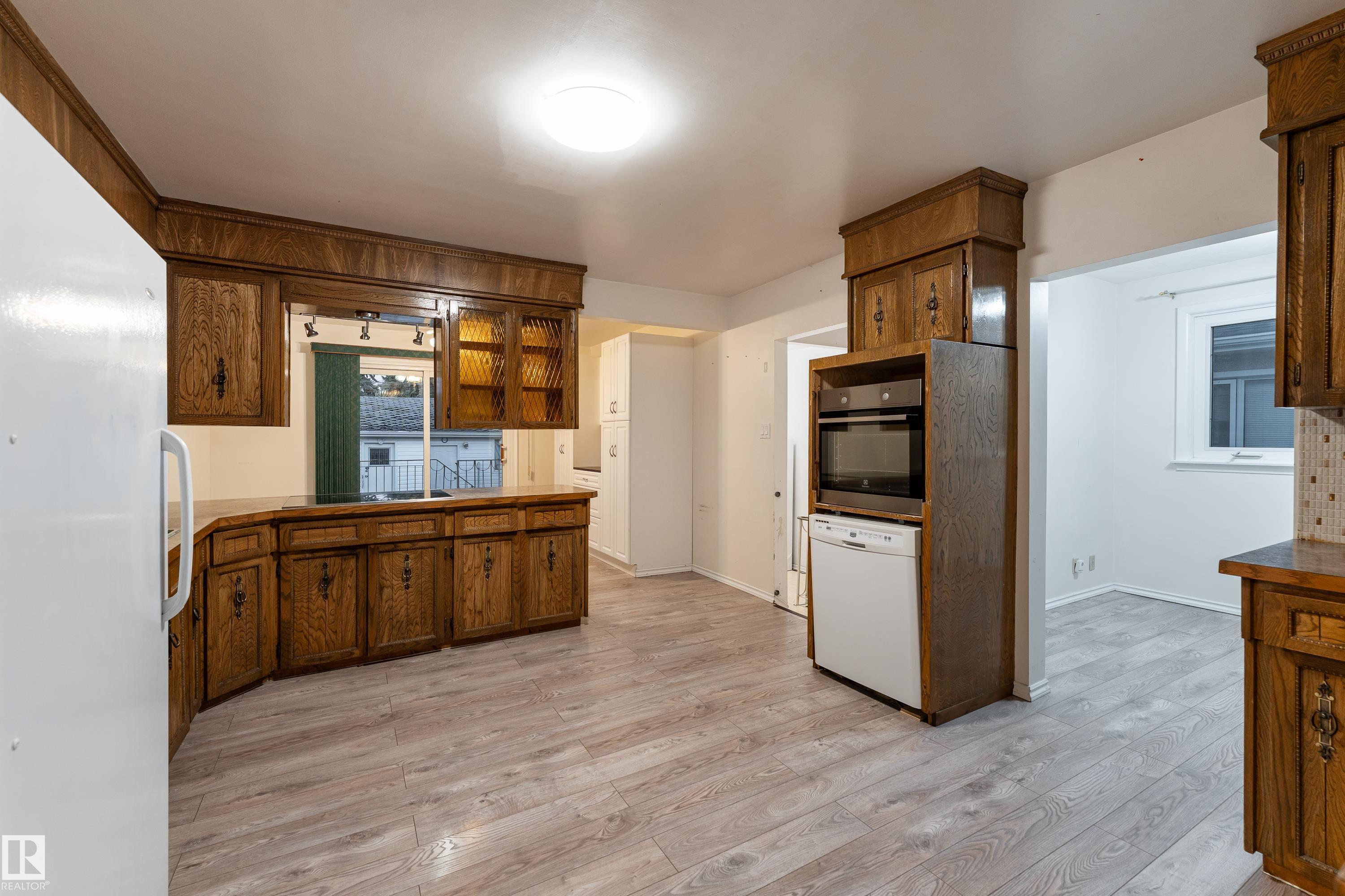 Photo 15 at 9605 158 Street NW, Glenwood, Edmonton