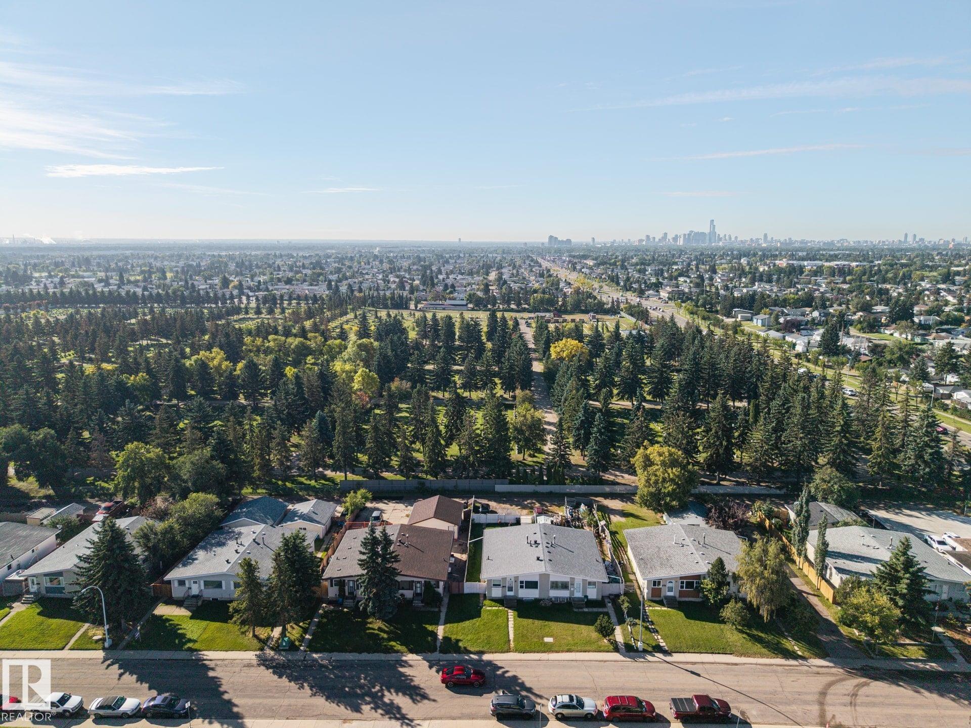 Photo 38 at 2 - 14120 80 Street NW, Kildare, Edmonton