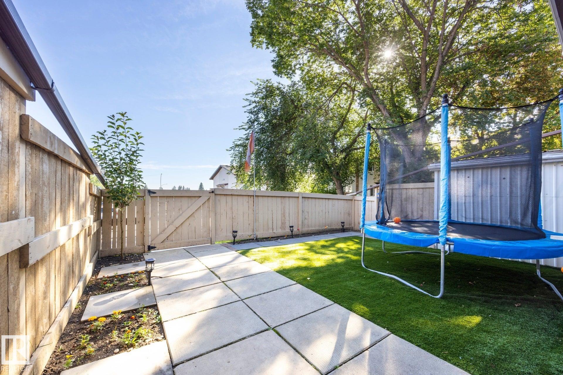 Photo 5 at 2 - 14120 80 Street NW, Kildare, Edmonton
