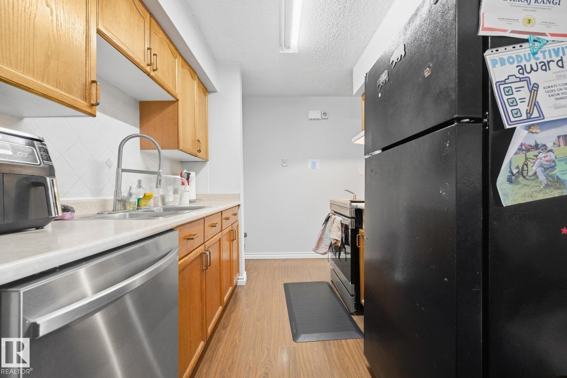 Photo 10 at 2 - 14120 80 Street NW, Kildare, Edmonton
