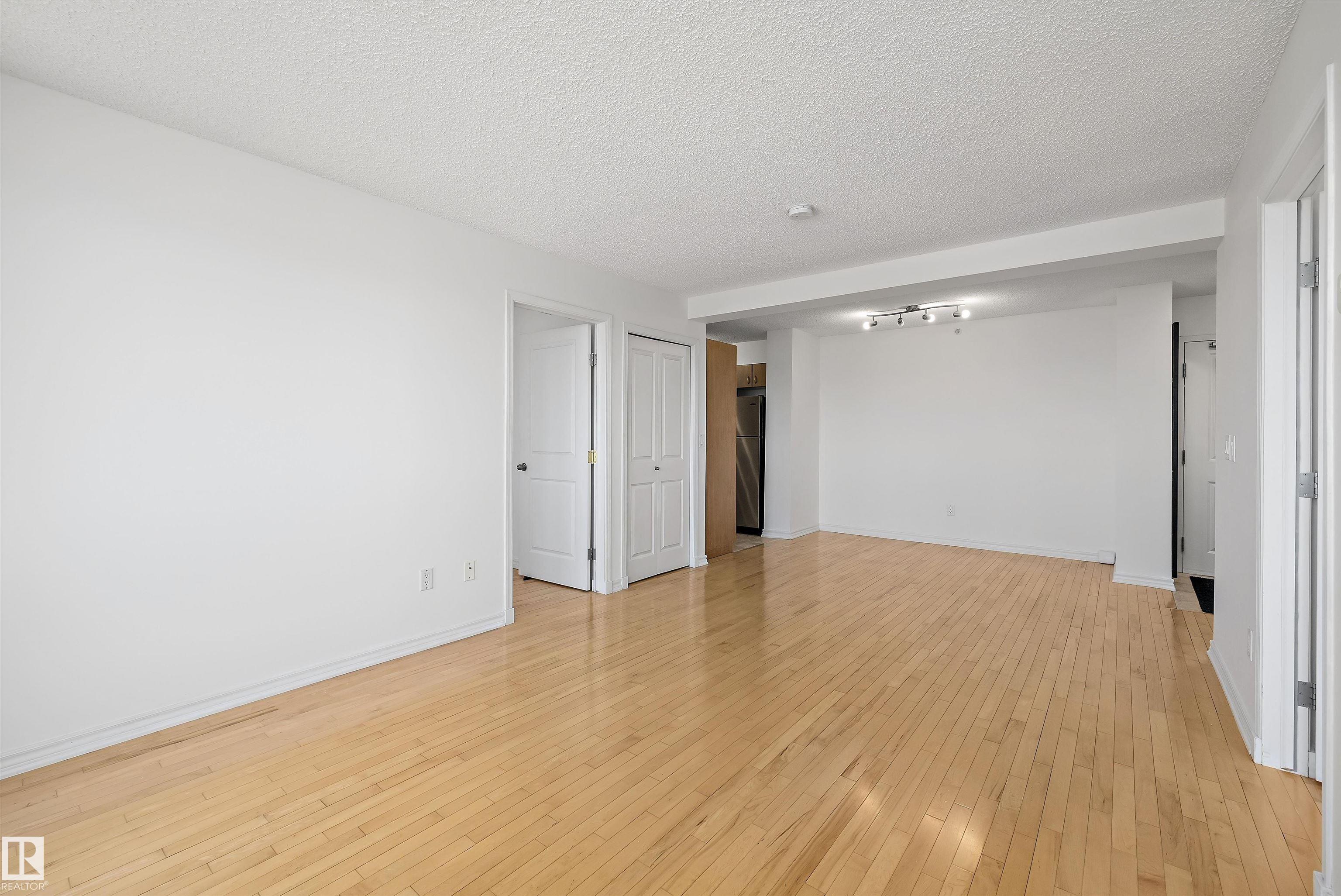 Photo 18 at 1205 - 10303 105 Street NW, Downtown, Edmonton