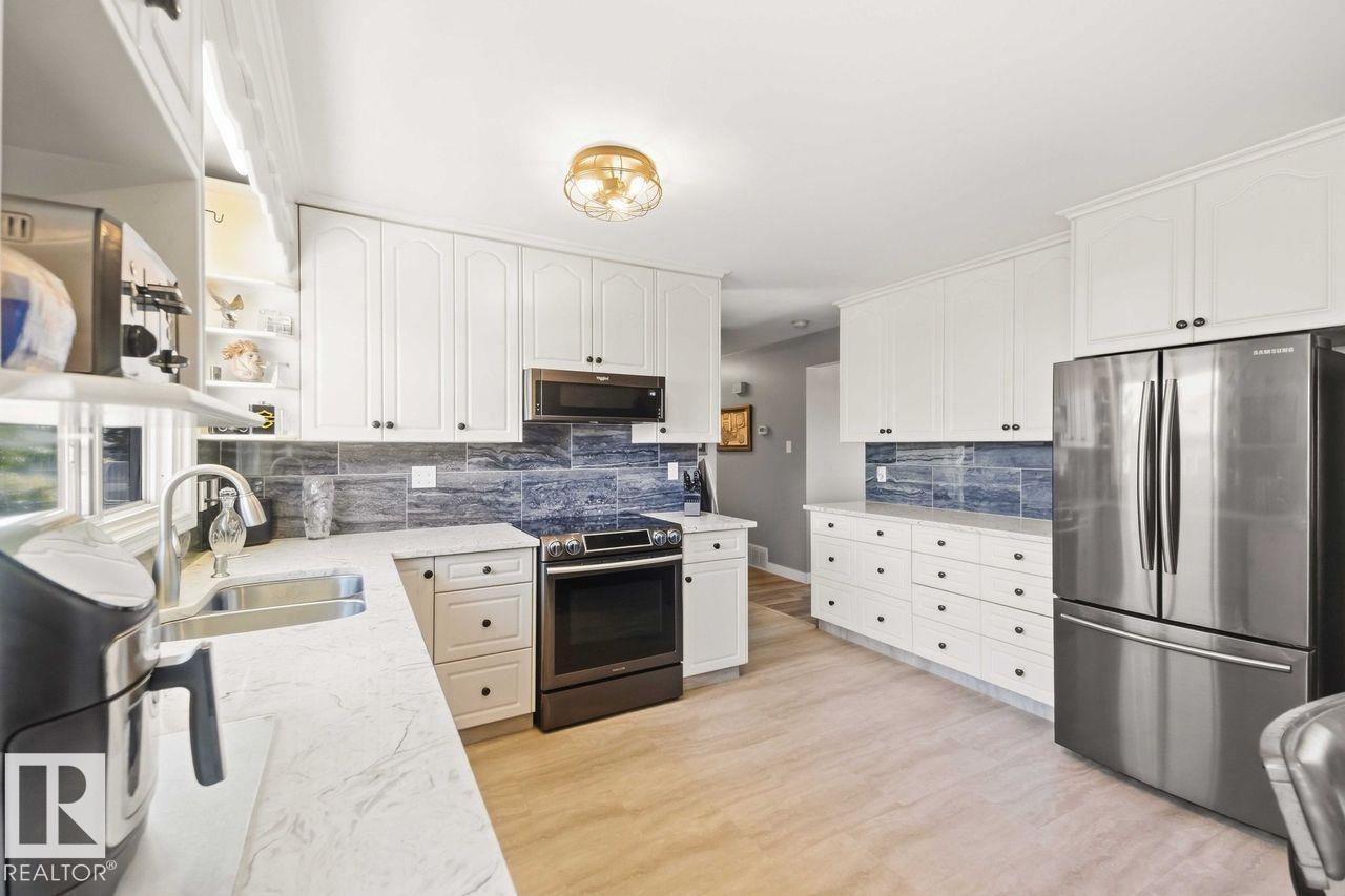 Photo 11 at 13427 83 Street NW, Glengarry, Edmonton