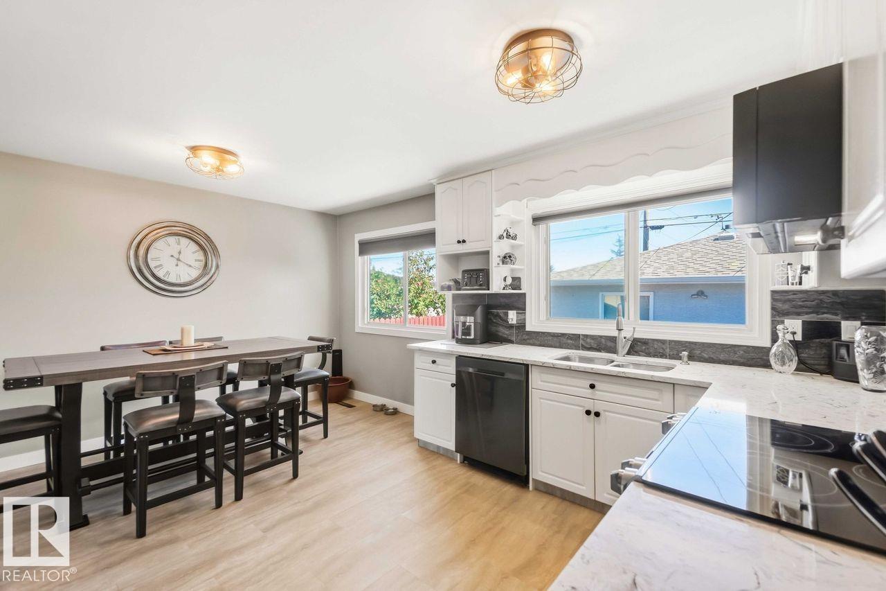 Photo 12 at 13427 83 Street NW, Glengarry, Edmonton