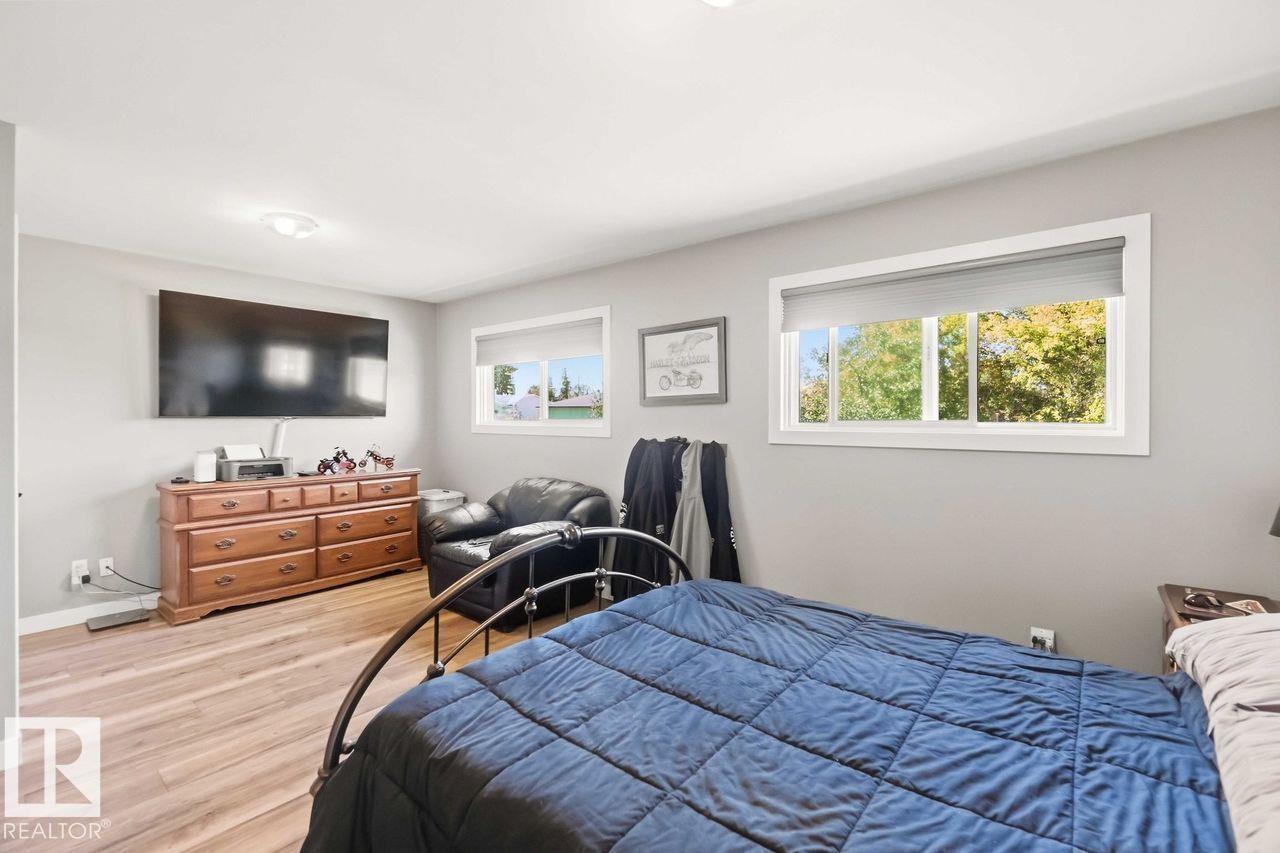 Photo 19 at 13427 83 Street NW, Glengarry, Edmonton