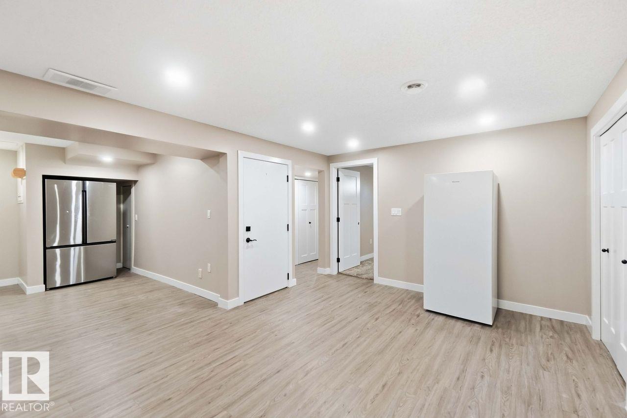 Photo 26 at 13427 83 Street NW, Glengarry, Edmonton