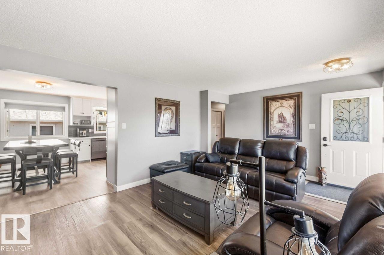 Photo 6 at 13427 83 Street NW, Glengarry, Edmonton