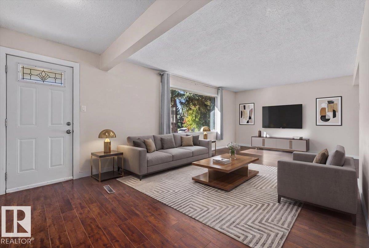 Photo 2 at 11516 44 Avenue NW, Royal Gardens, Edmonton