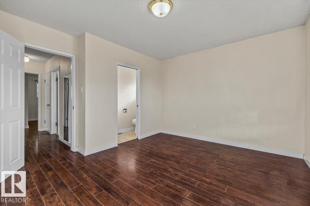 Photo 20 at 11516 44 Avenue NW, Royal Gardens, Edmonton