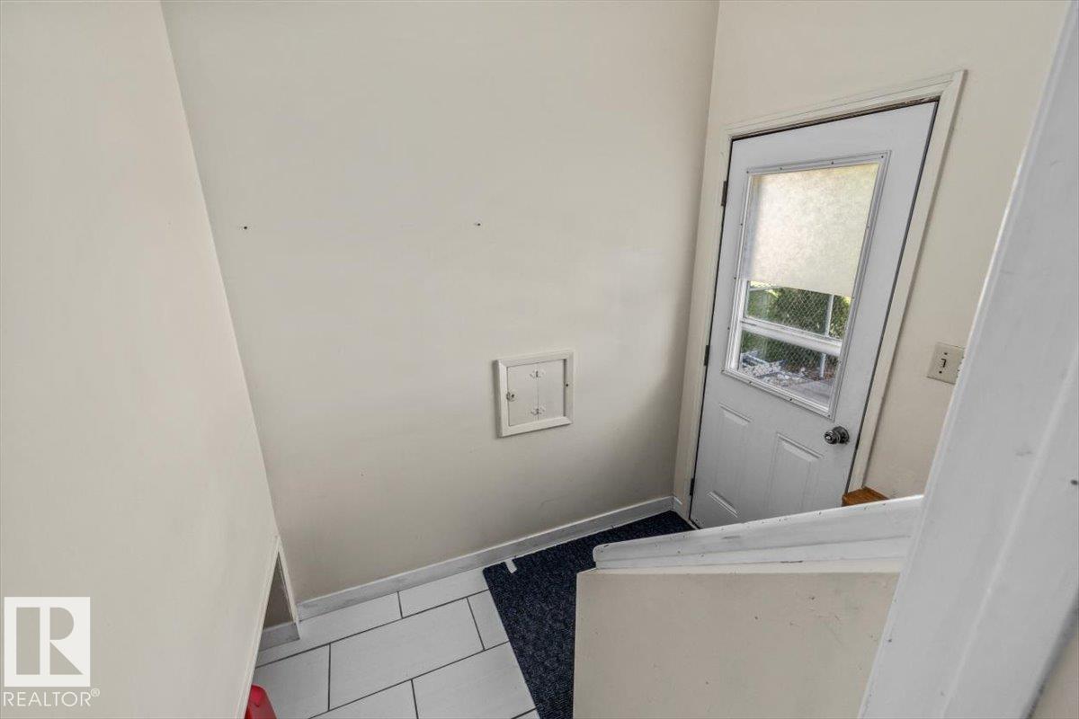 Photo 24 at 11516 44 Avenue NW, Royal Gardens, Edmonton