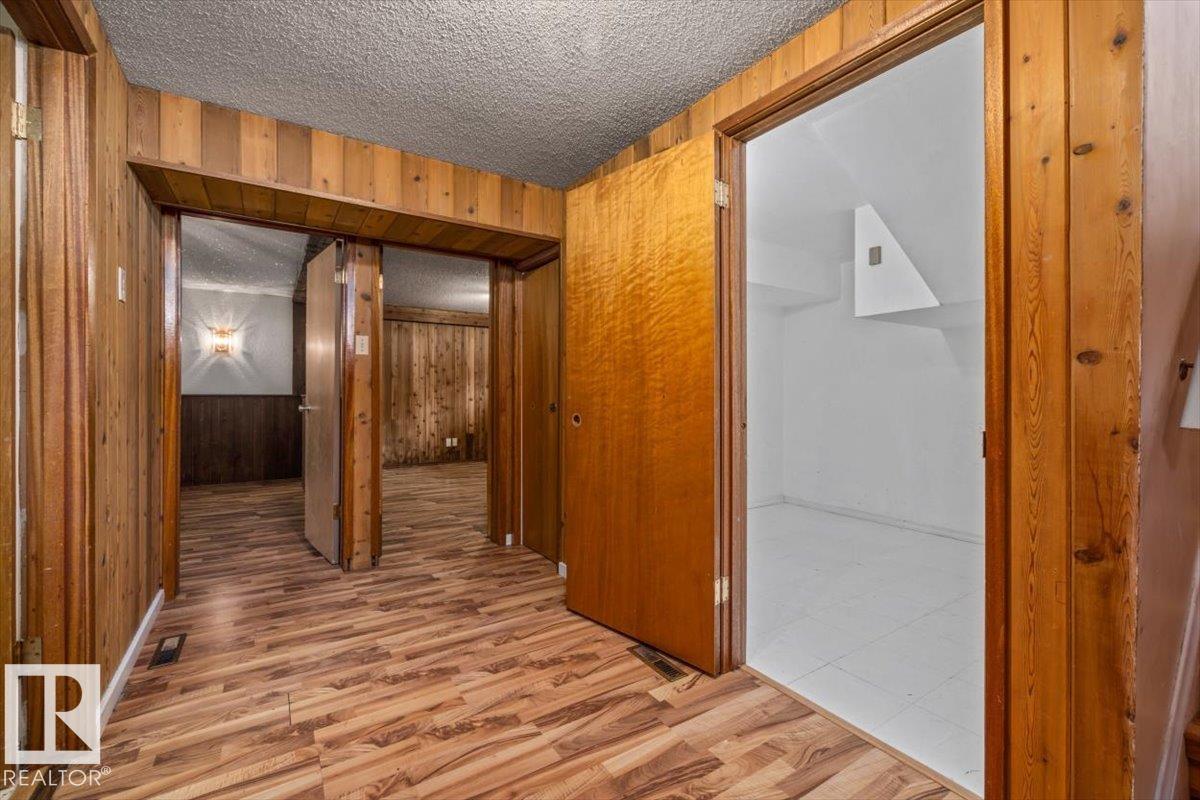Photo 25 at 11516 44 Avenue NW, Royal Gardens, Edmonton