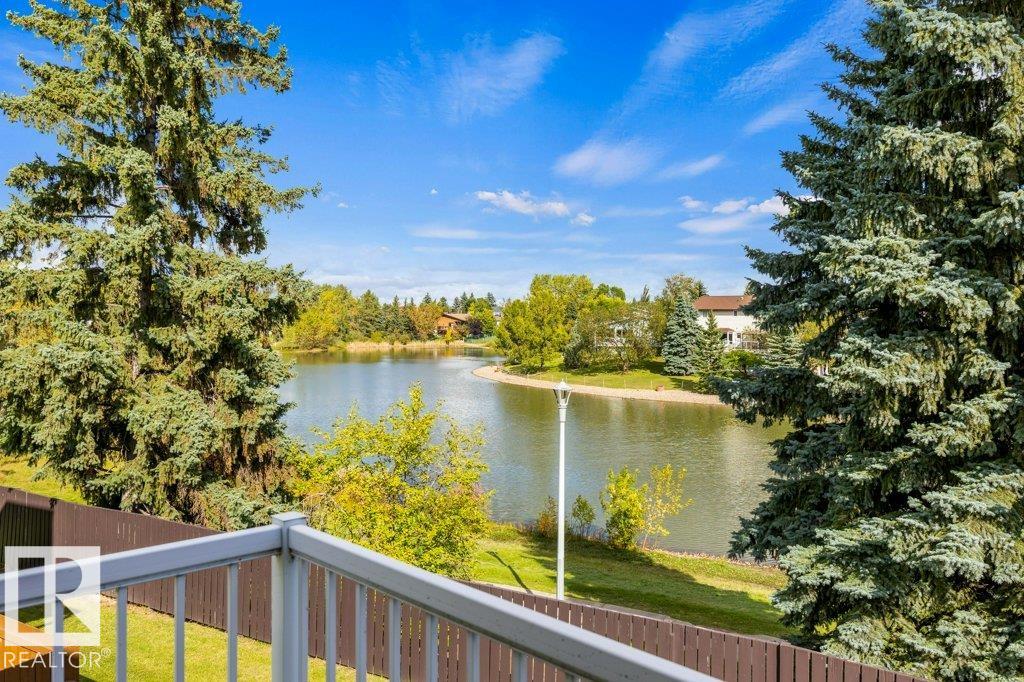 Photo 3 at 16919 95 Street NW, Lago Lindo, Edmonton