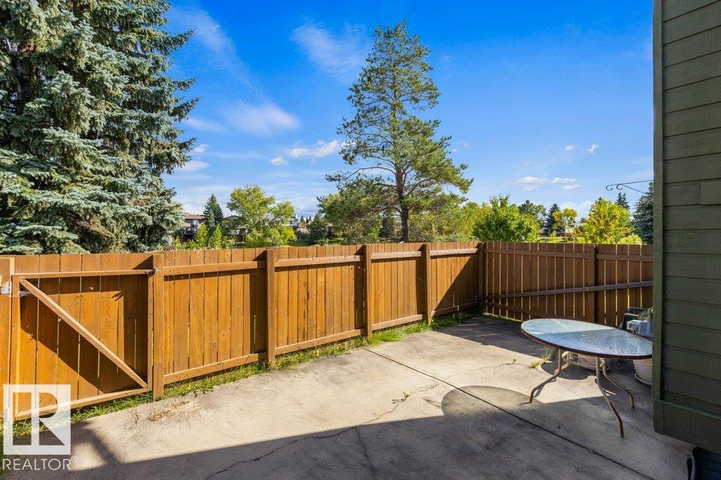 Photo 33 at 16919 95 Street NW, Lago Lindo, Edmonton