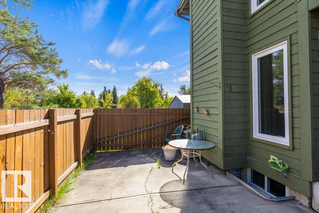 Photo 34 at 16919 95 Street NW, Lago Lindo, Edmonton