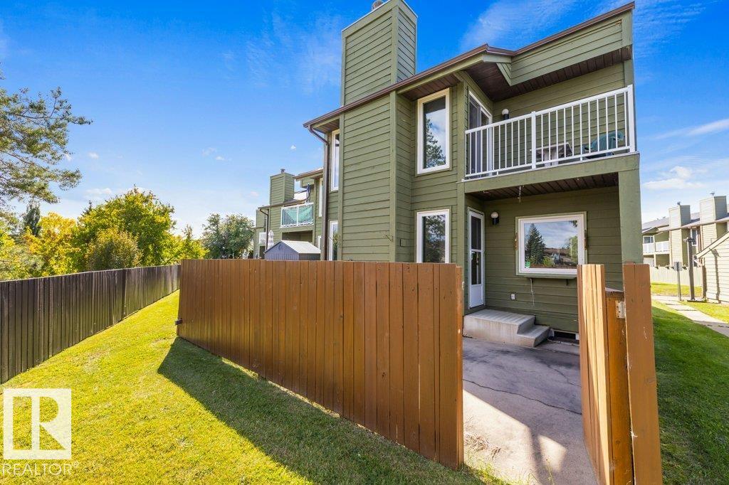 Photo 36 at 16919 95 Street NW, Lago Lindo, Edmonton