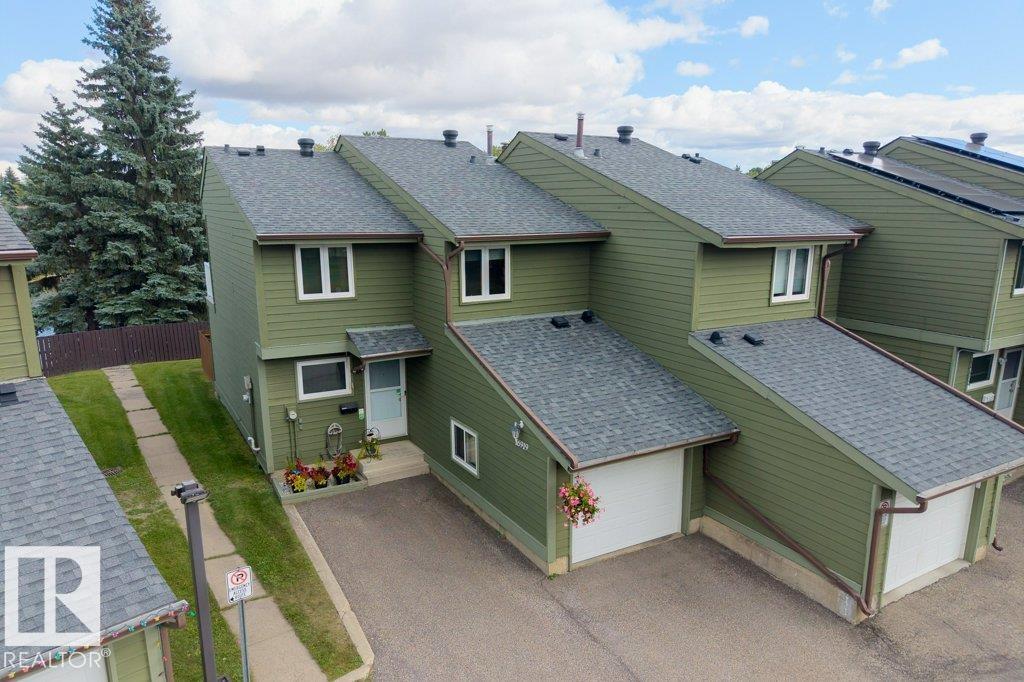Photo 38 at 16919 95 Street NW, Lago Lindo, Edmonton