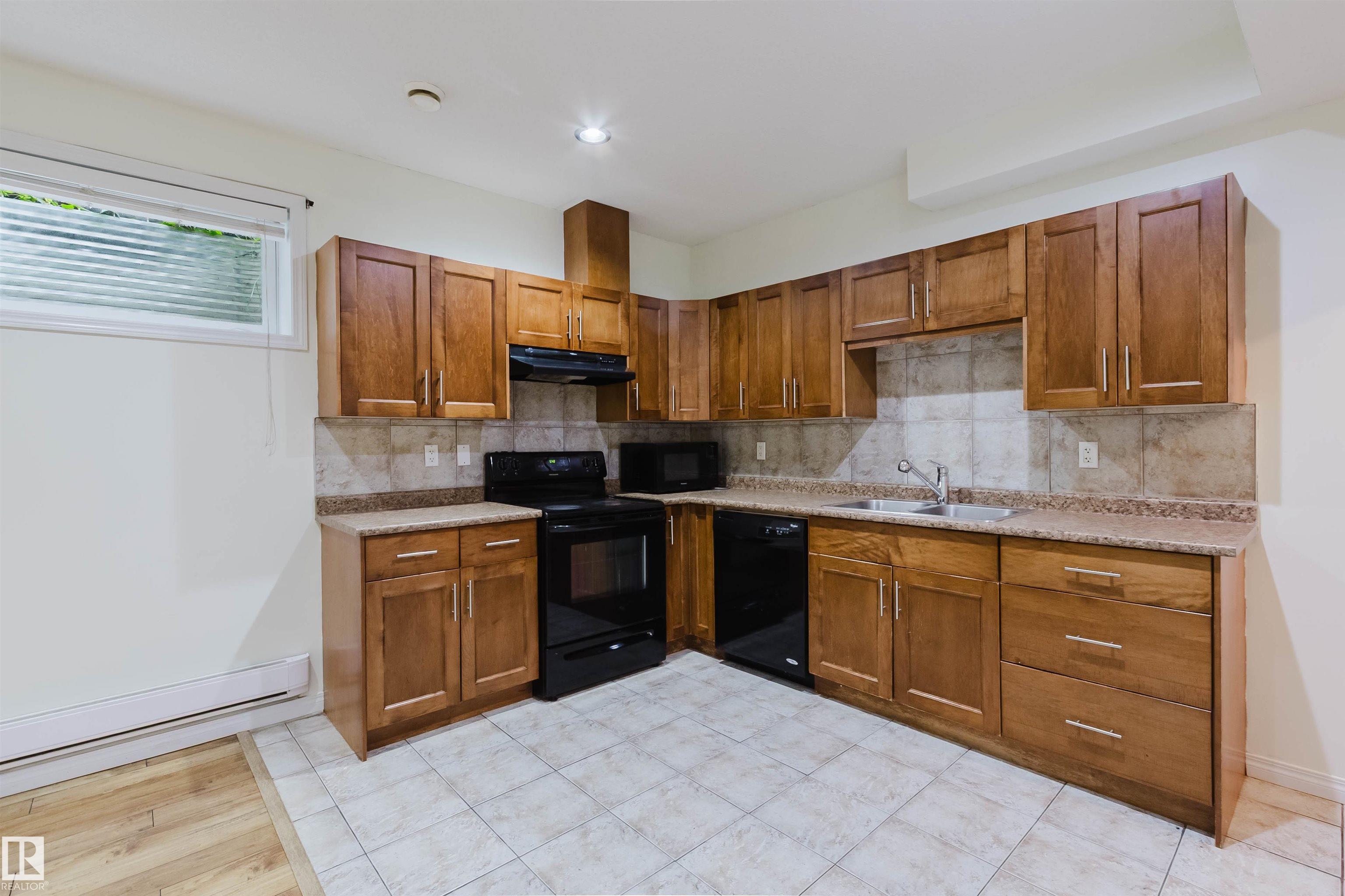 Photo 51 at 11608 96 Street NW, Alberta Avenue, Edmonton
