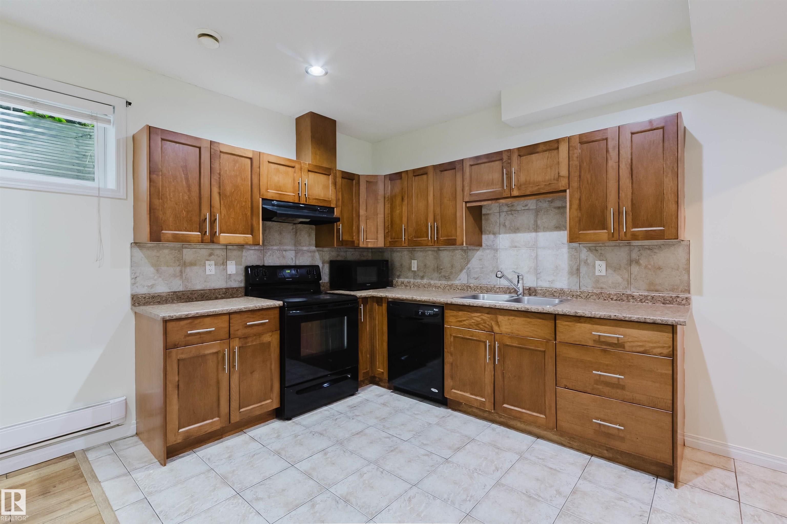 Photo 52 at 11608 96 Street NW, Alberta Avenue, Edmonton