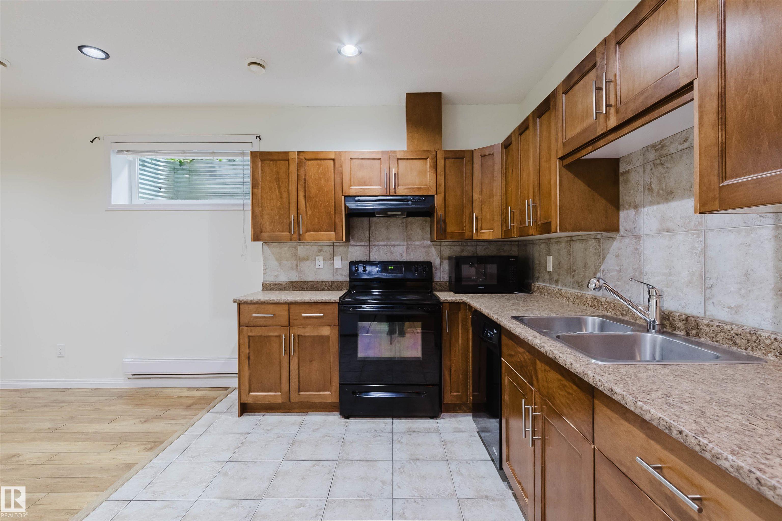 Photo 53 at 11608 96 Street NW, Alberta Avenue, Edmonton