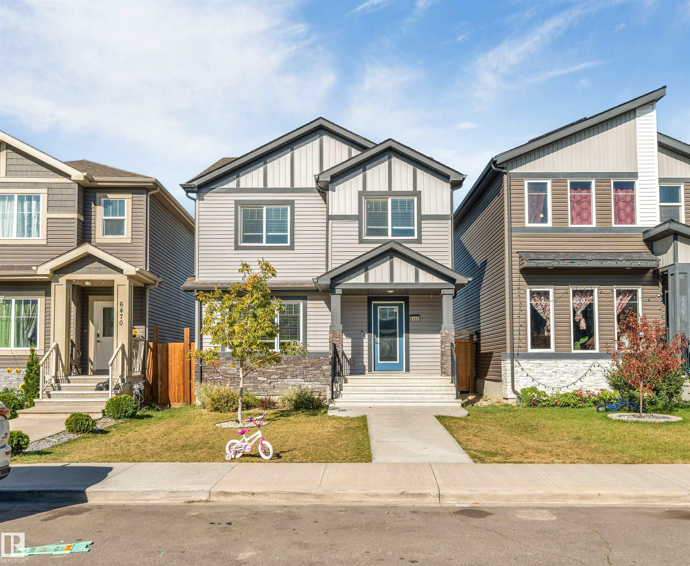 Photo 2 at 6466 177a Avenue NW, McConachie Area, Edmonton