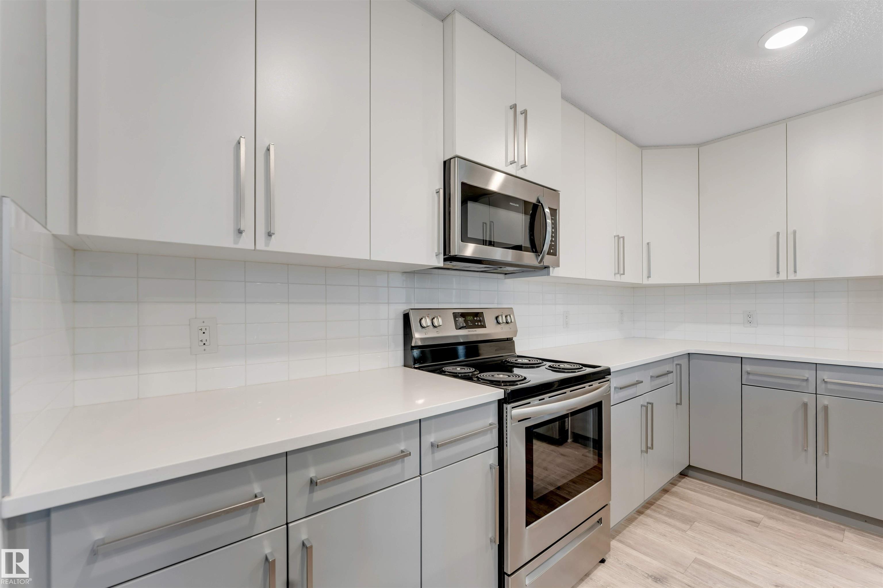 Photo 12 at 6466 177a Avenue NW, McConachie Area, Edmonton