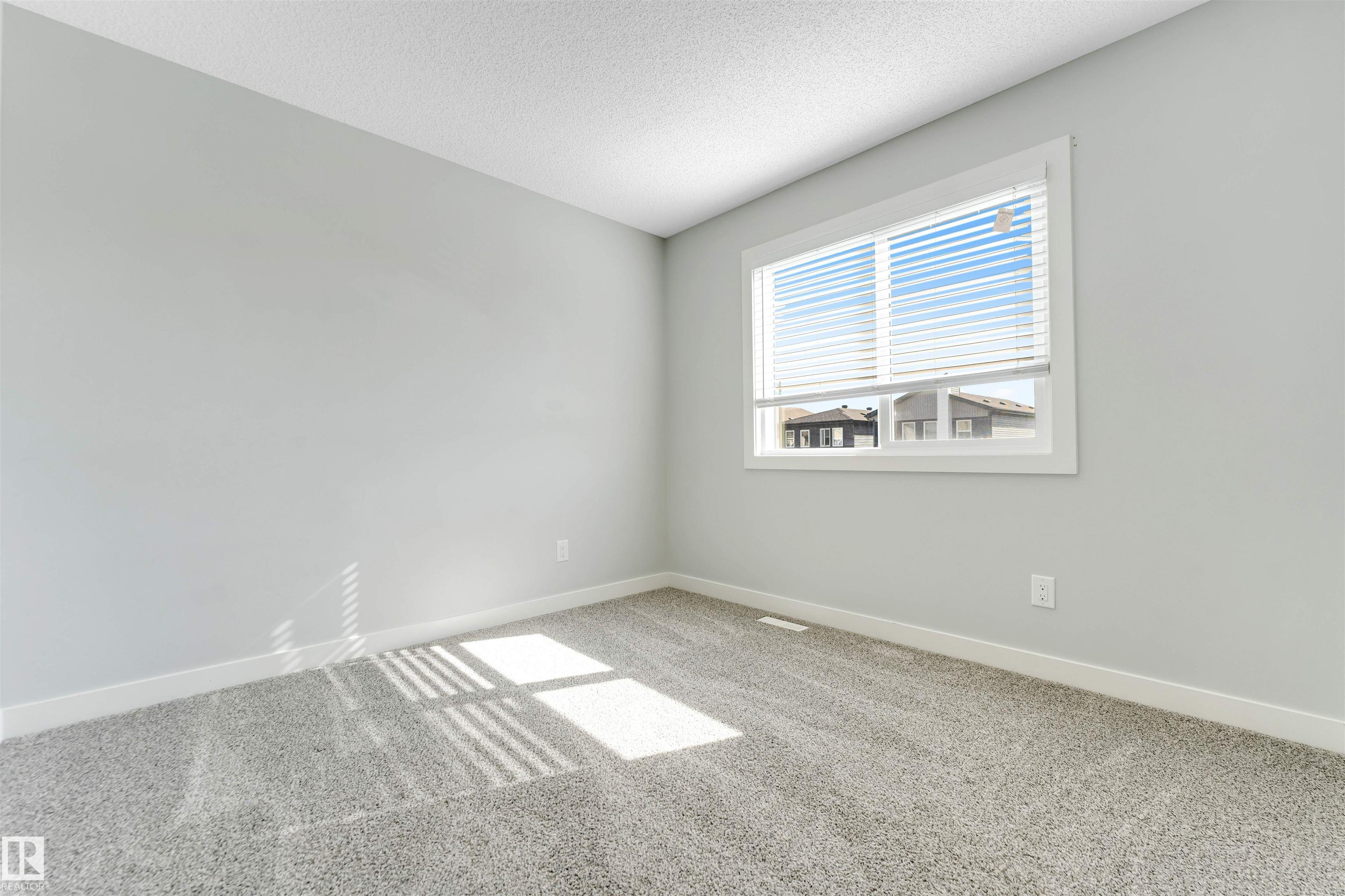 Photo 14 at 6466 177a Avenue NW, McConachie Area, Edmonton