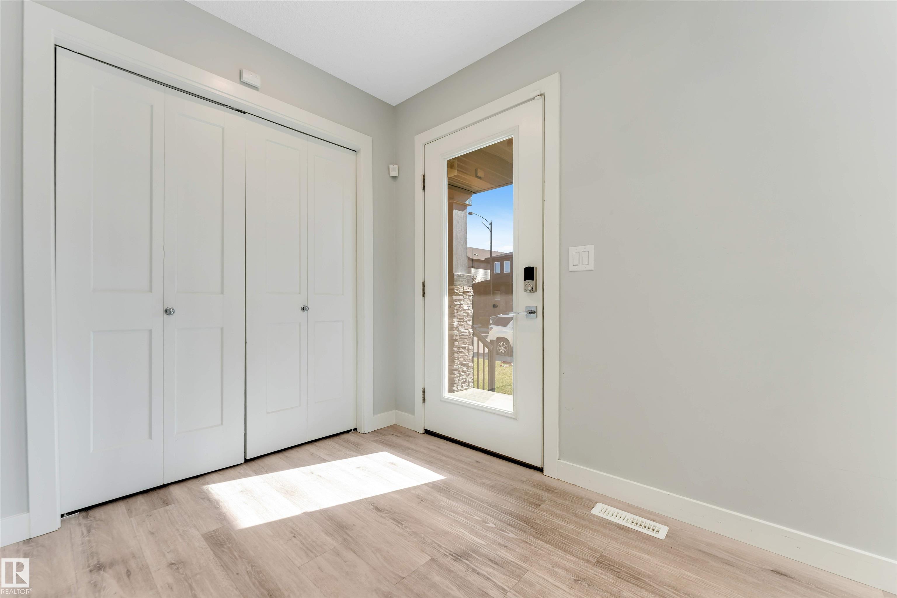 Photo 3 at 6466 177a Avenue NW, McConachie Area, Edmonton