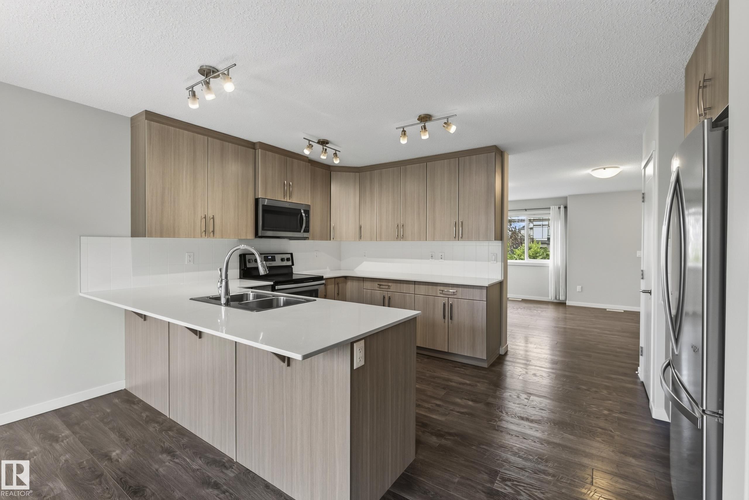 Photo 11 at 1204 163 Street SW, Glenridding Heights, Edmonton