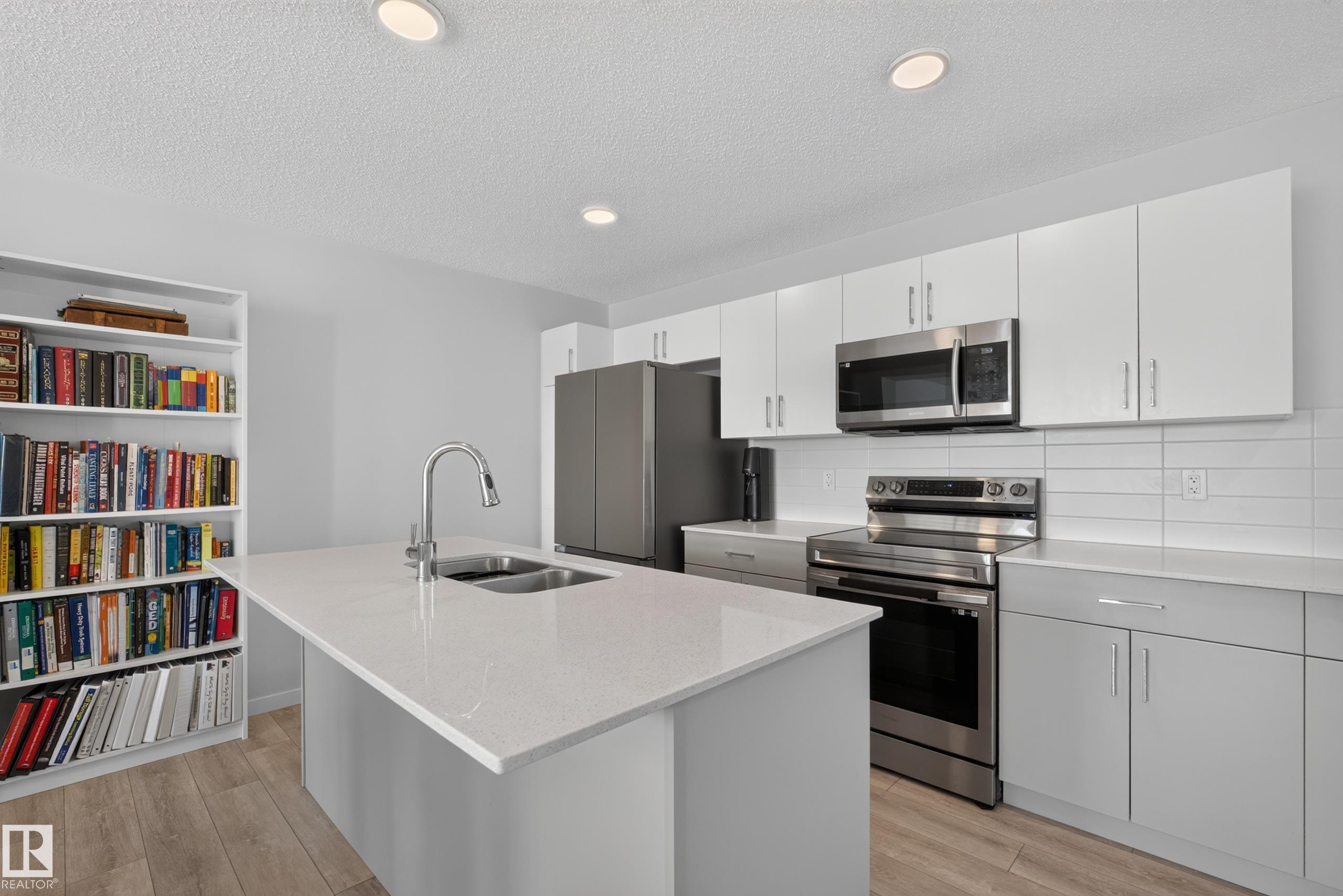 Photo 6 at 5030 River's Edge Way NW, River's Edge, Edmonton